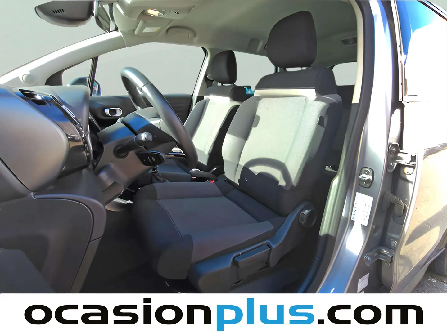 Foto Citroën C3 Aircross Citroen C3 Aircross PureTech 110 S&S Shine (110 CV)