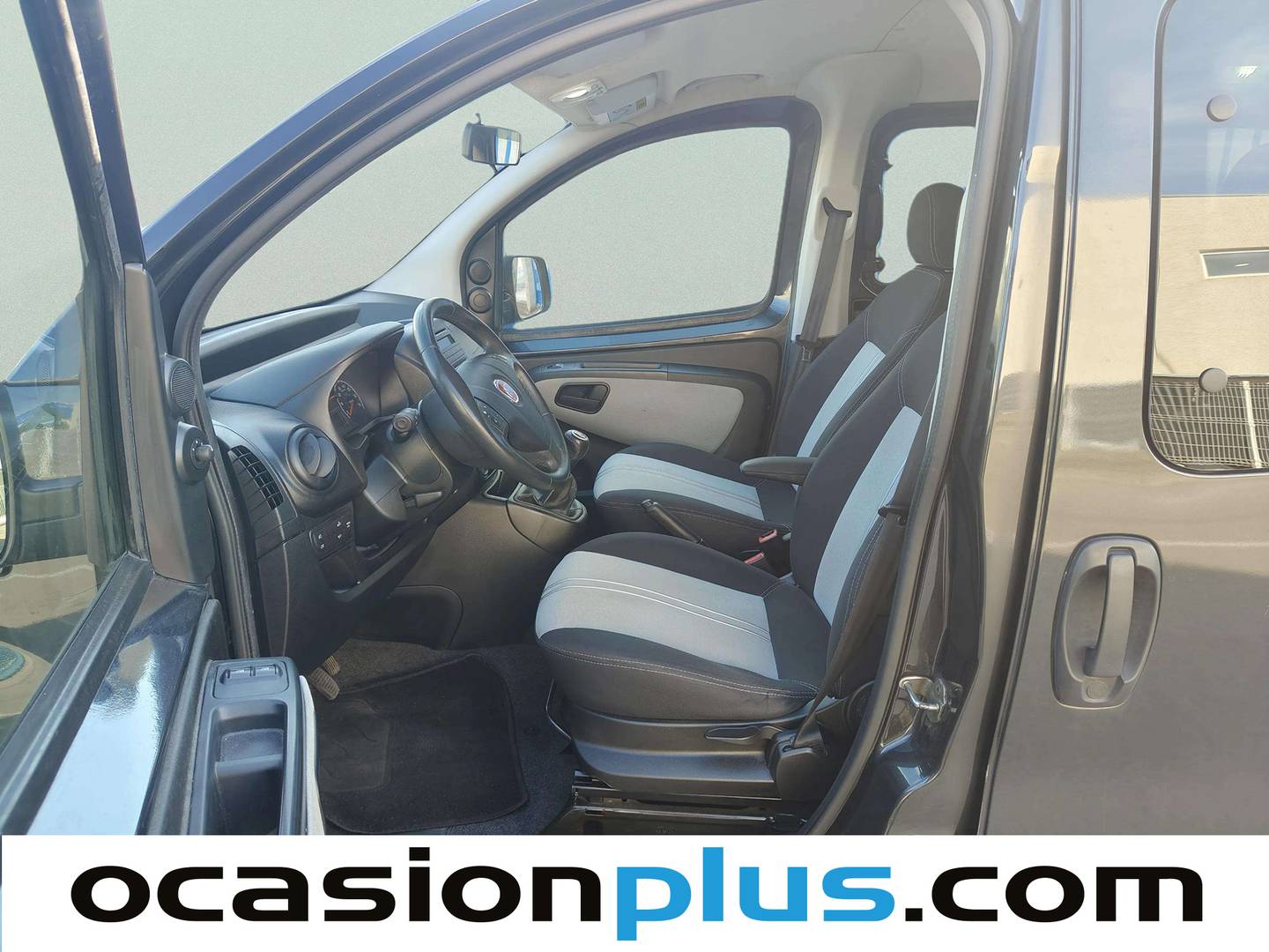 Foto asientos delanteros Fiat Qubo Fiat Qubo 1.3 MultiJet Dynamic (75 CV)