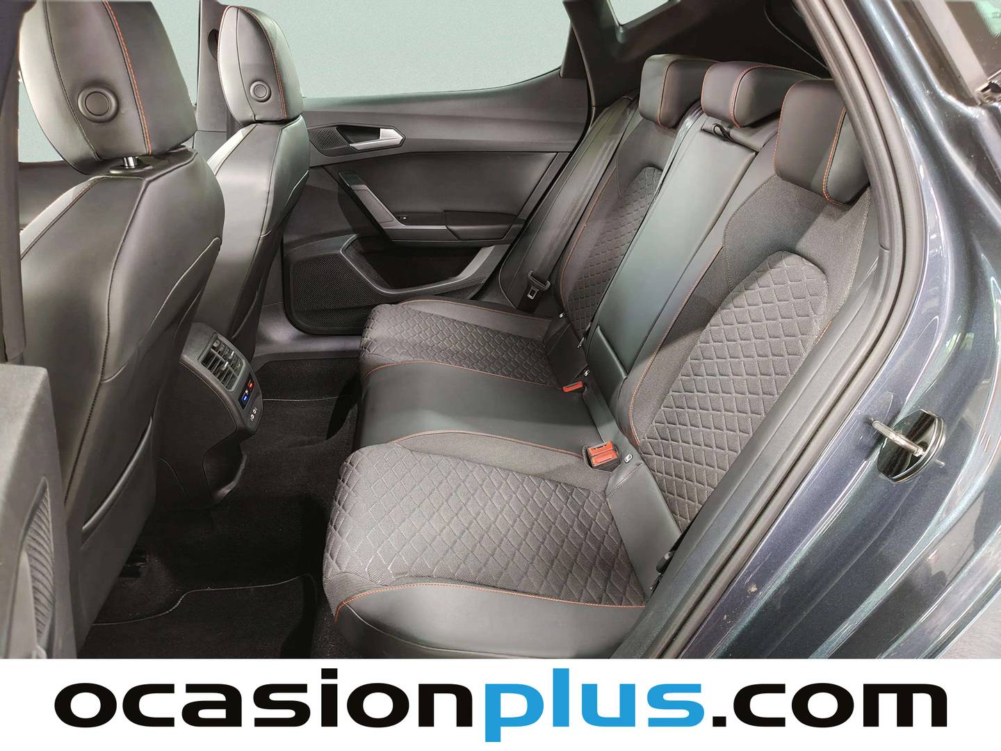 Foto asientos traseros Seat León Seat León 1.4 e-Hybrid S&S FR Go XL DSG (204 CV)