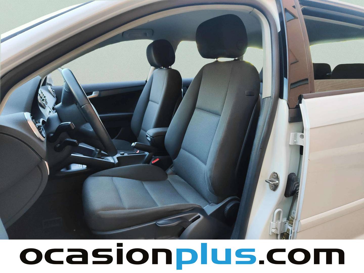 Foto asientos delanteros Audi A3 Audi A3 Sportback Attraction 1.6 TDI (105 CV)