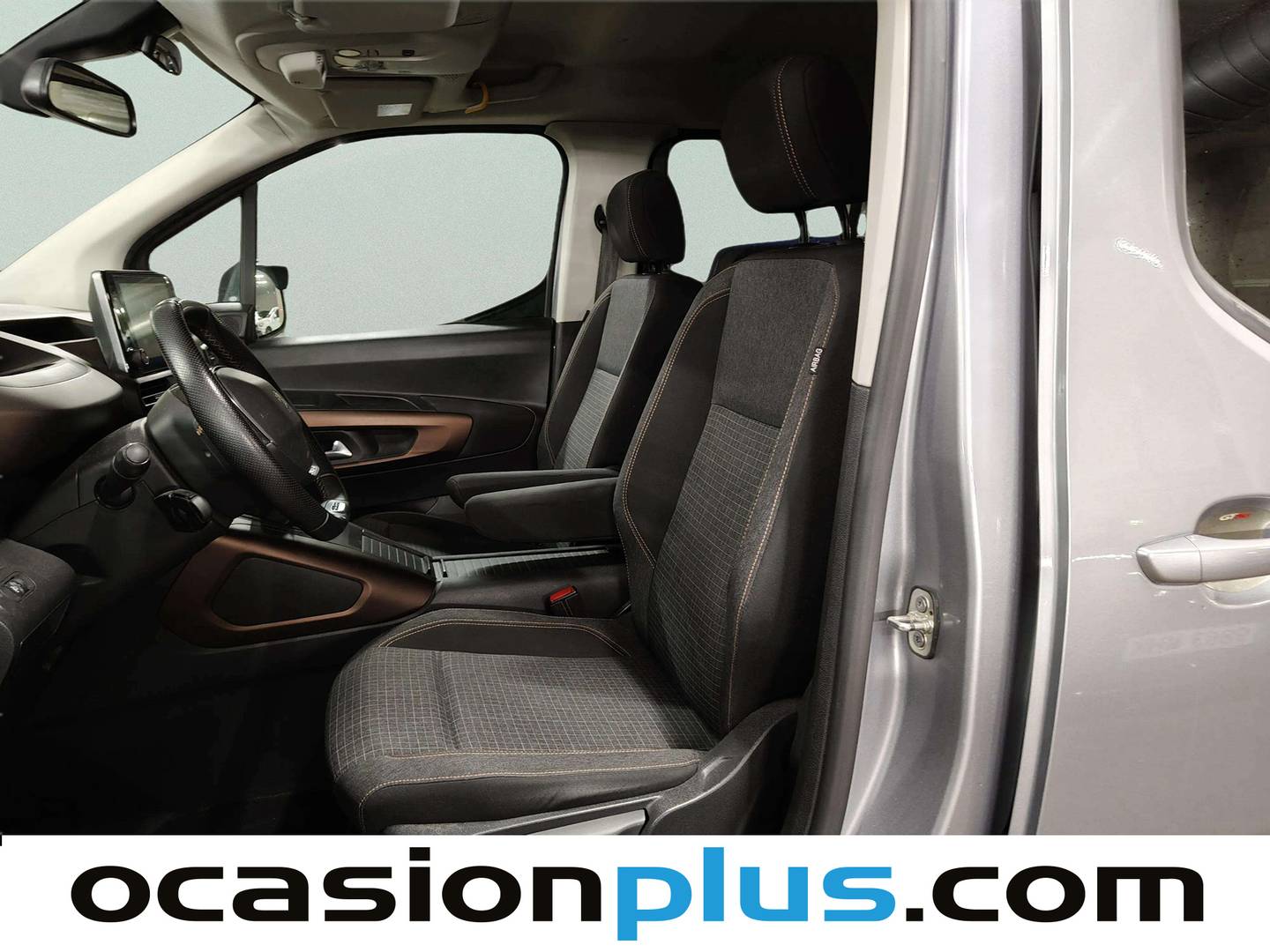 Foto asientos delanteros Peugeot Rifter Peugeot Rifter BlueHDi 100 GT Line Standard  (100 CV)