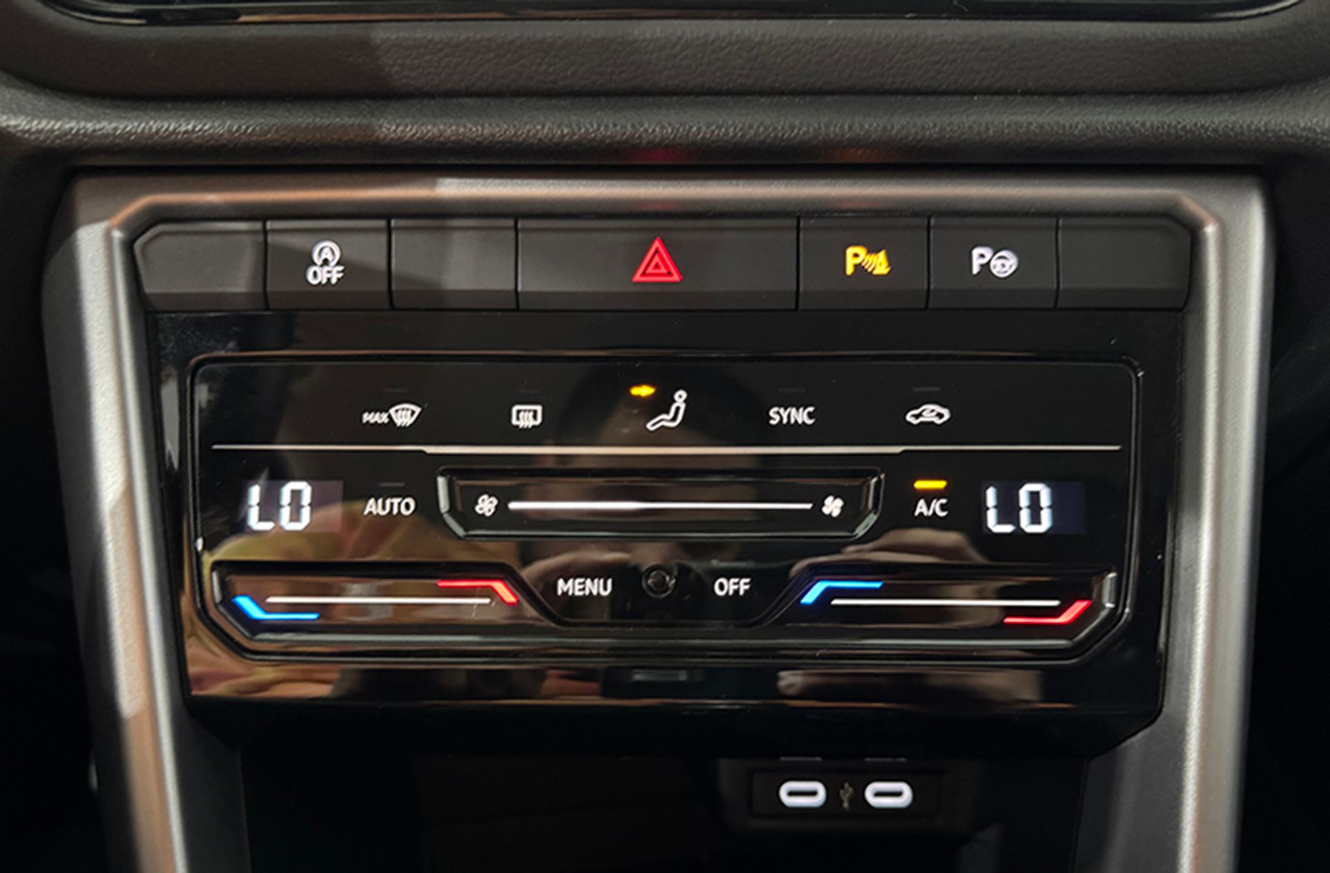 Volkswagen T-Roc Life 1.5 TSI - foto 30