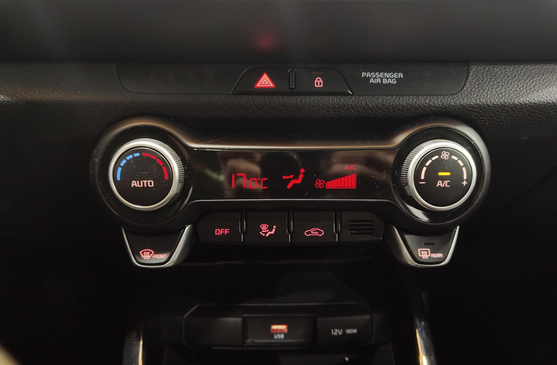Kia Stonic 1.2 DPi Drive - foto 30