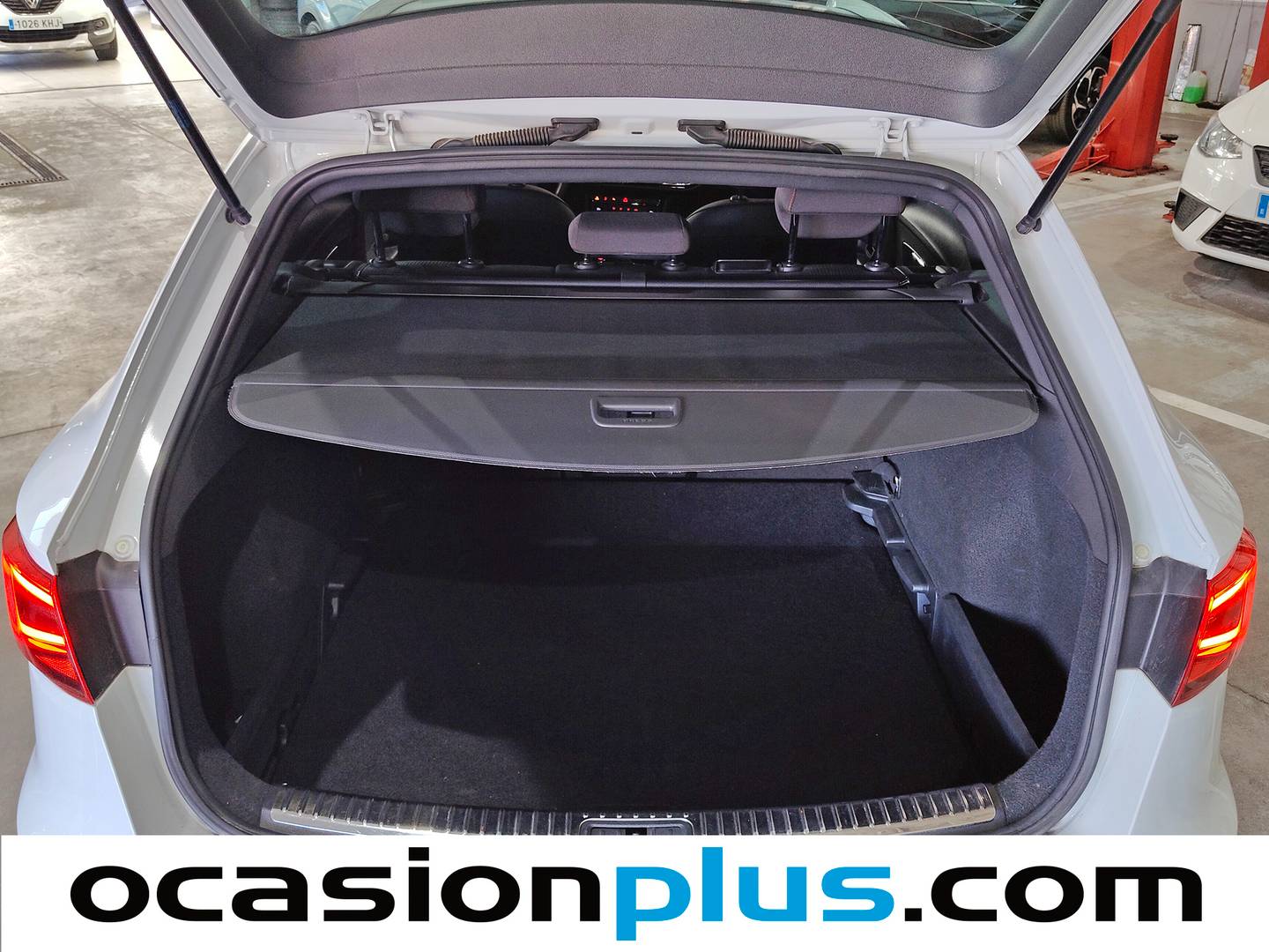 Fotos maletero Seat León SEAT León ST ST 1.5 EcoTSI S&S FR (150 CV)