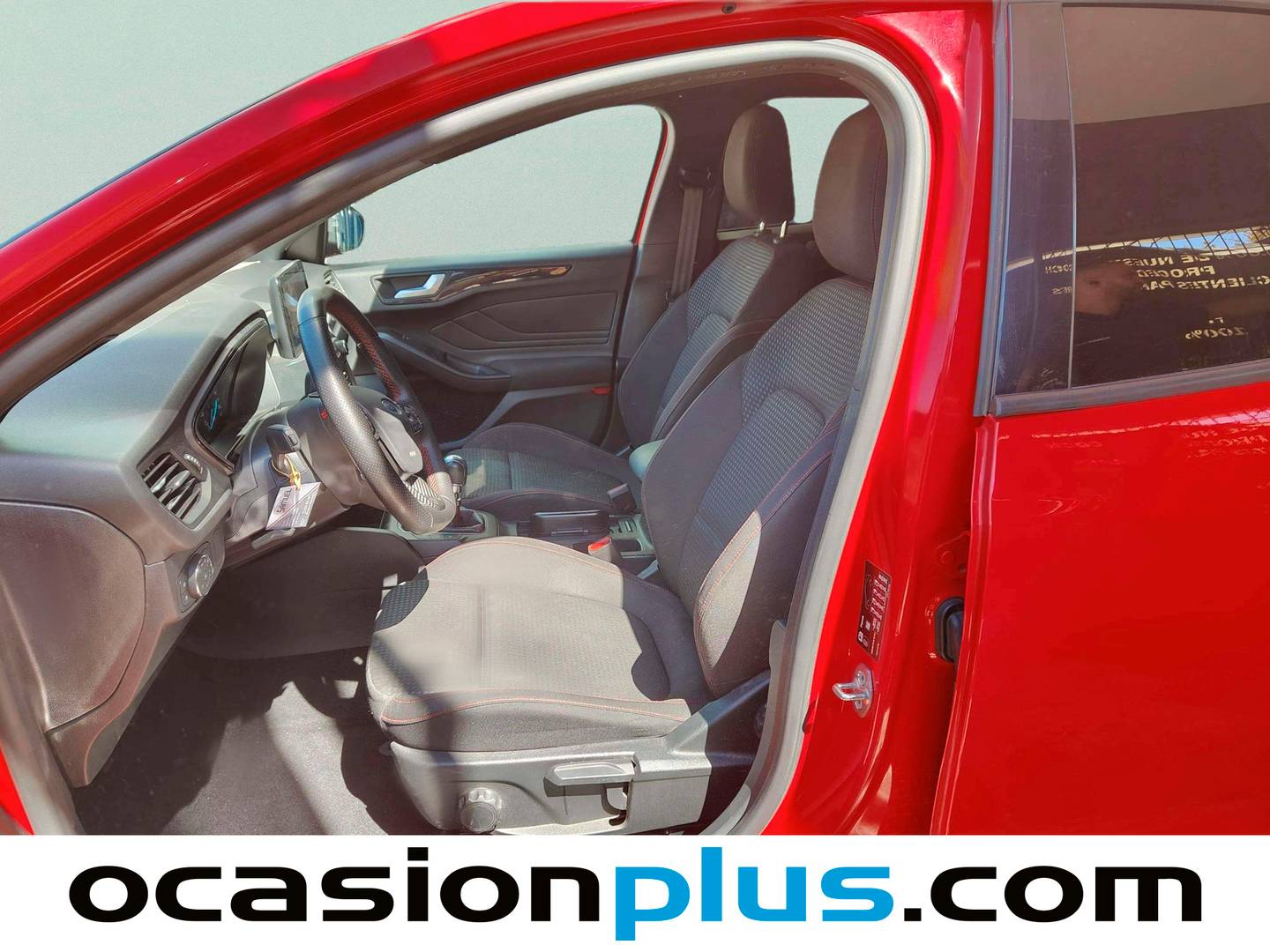 Foto asientos delanteros Ford Focus Ford Focus 1.0 Ecoboost MHEV ST-Line (125 CV)