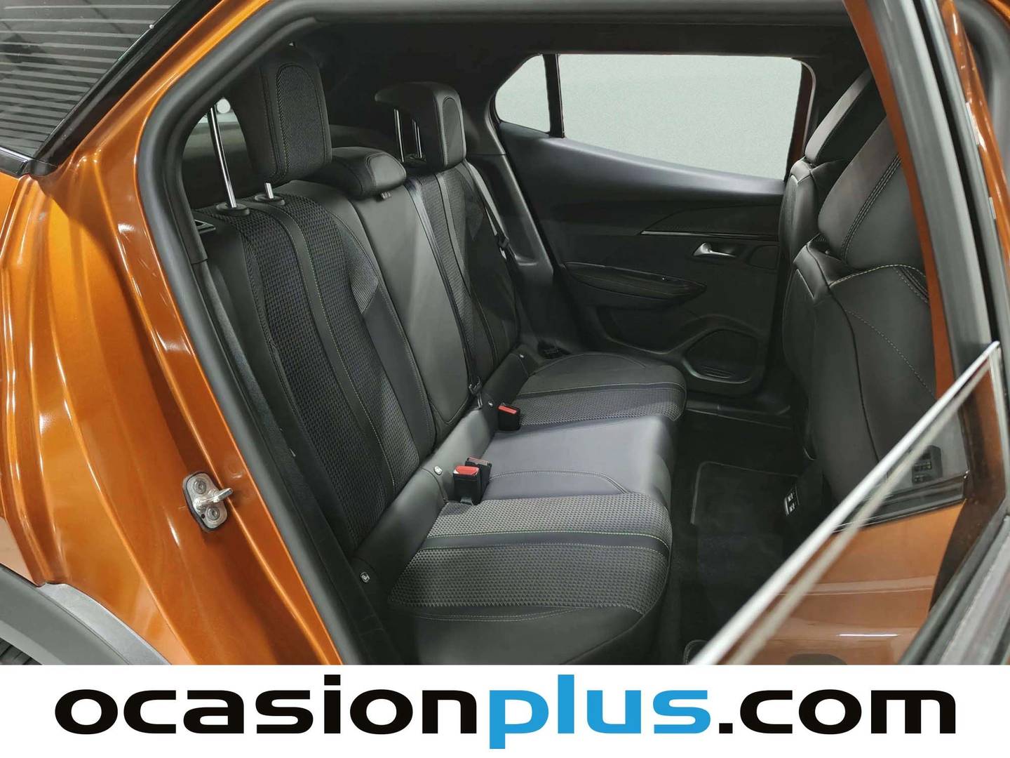 Foto Peugeot 2008 Peugeot 2008 BlueHDi 130 S&S GT EAT8 (130 CV)