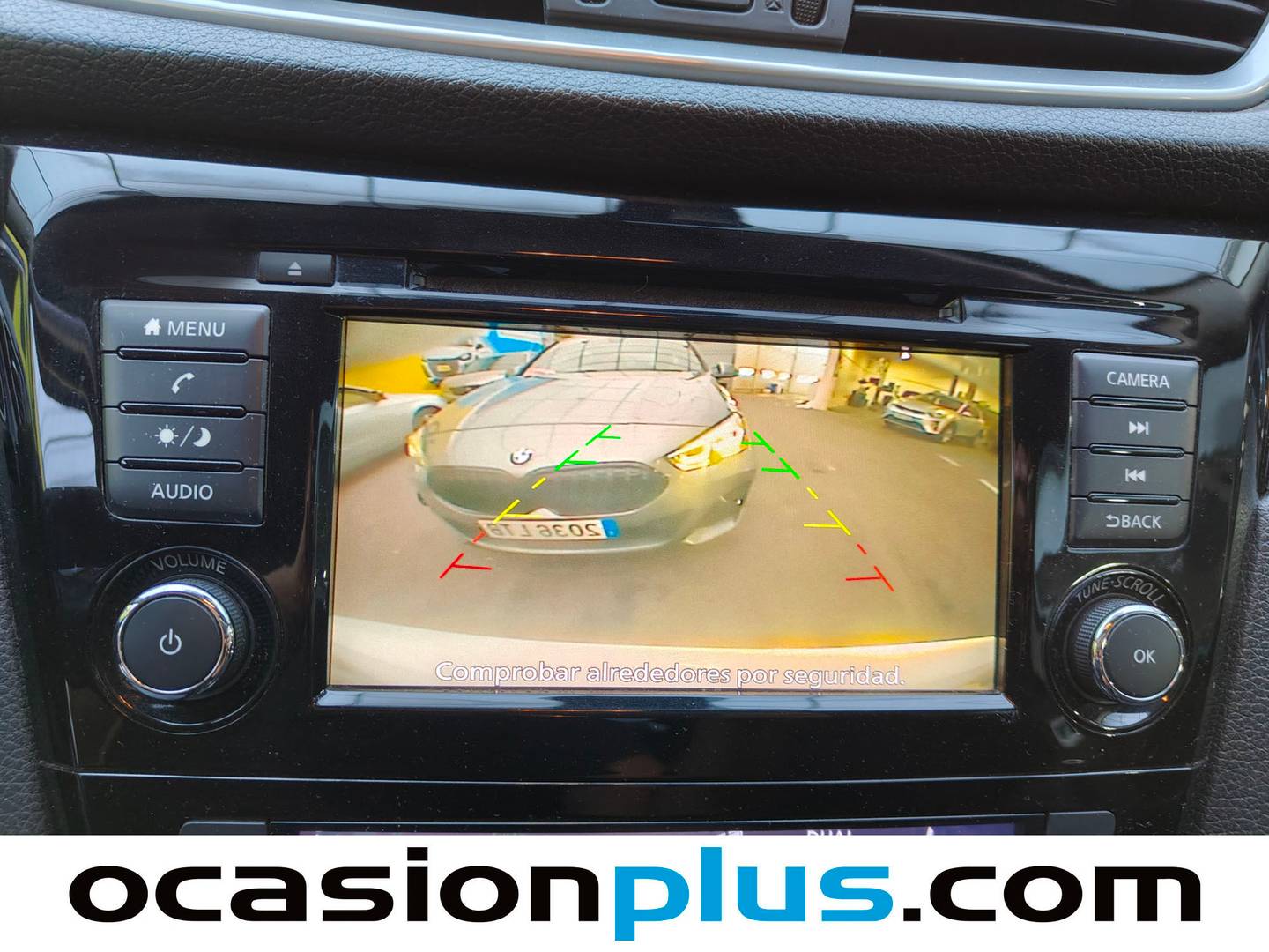 Extras y acabados del Nissan QASHQAI Nissan Qashqai DIG-T 140 Acenta 4x2 (140 CV)