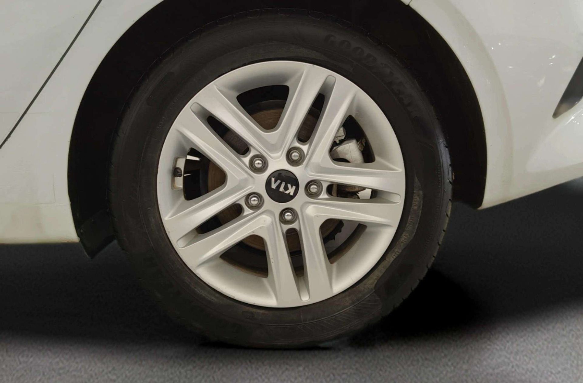Kia Ceed 1.4 T-GDi Drive - foto 31