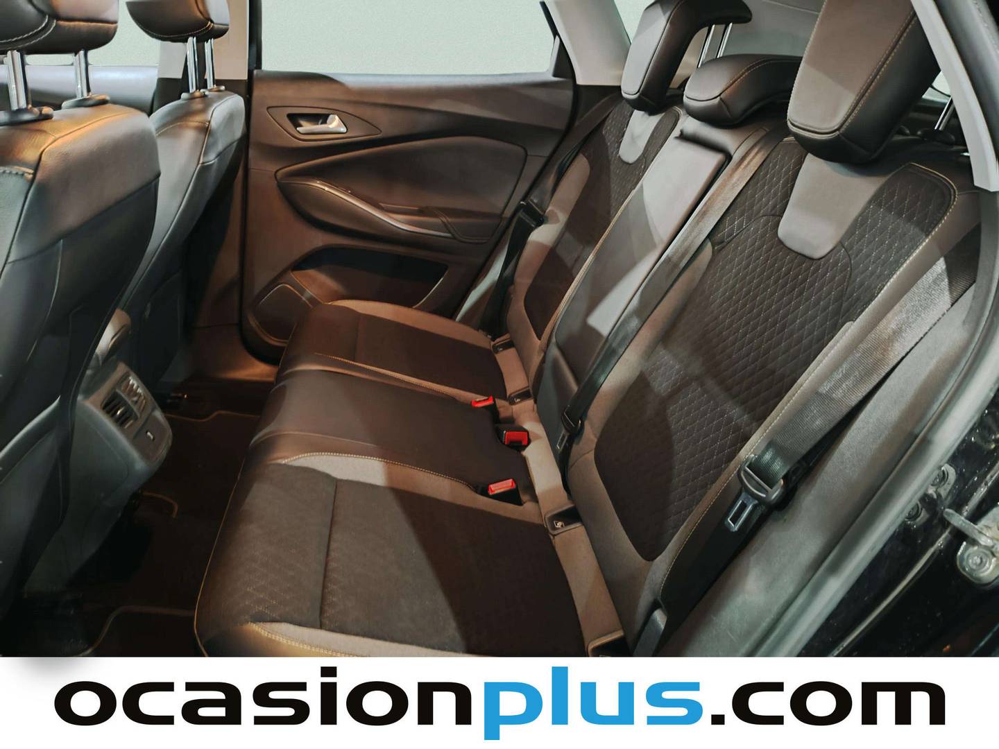 Foto asientos traseros Opel Grandland X Opel Grandland X 1.6 CDTi Excellence (120 CV)