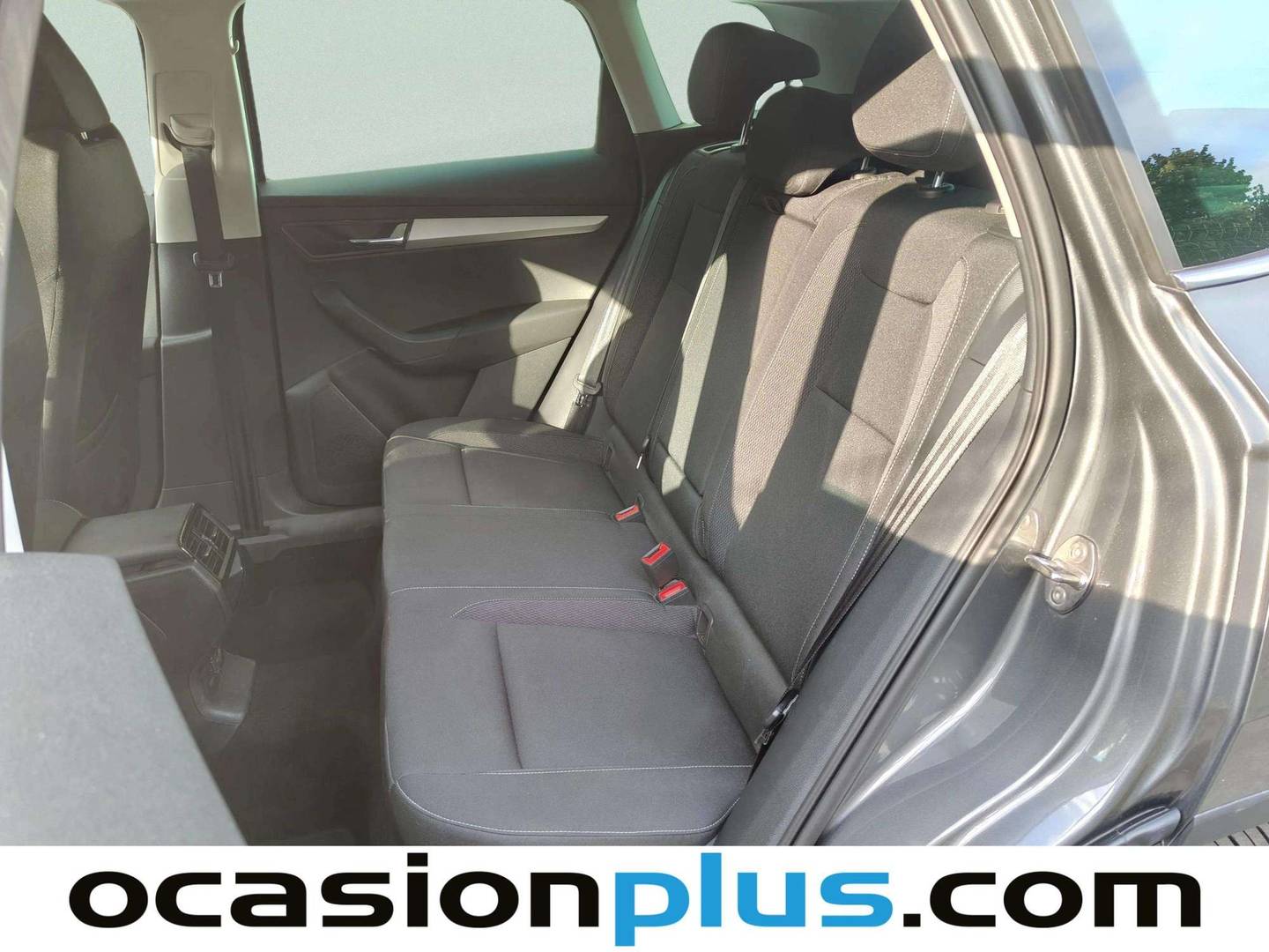 Foto asientos traseros Skoda Karoq Skoda Karoq 1.5 TSI ACT Selection DSG (150 CV)