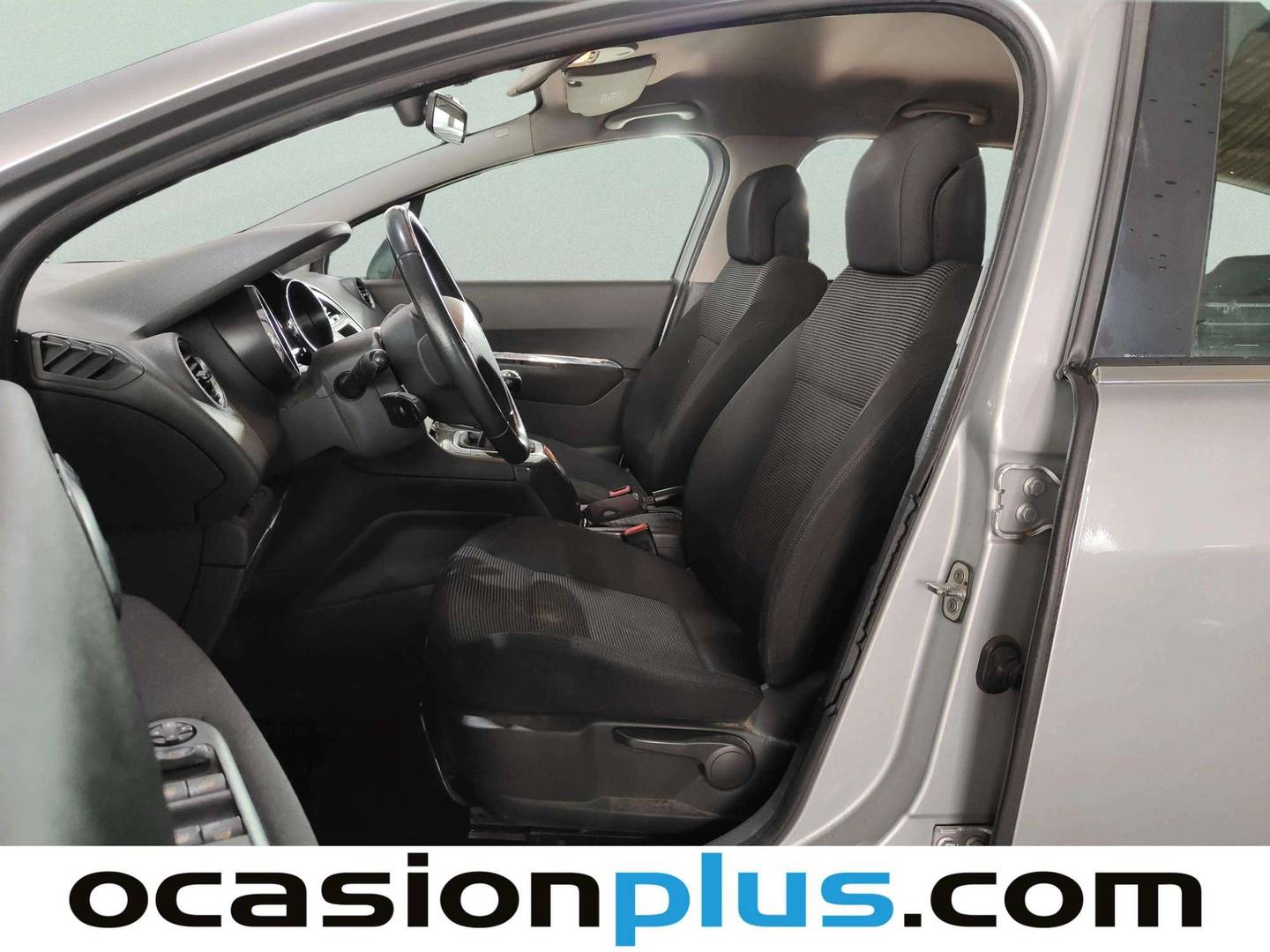 Foto asientos traseros Peugeot 5008 Peugeot 5008 1.6 HDI FAP Premium (110 CV) 7 Plazas