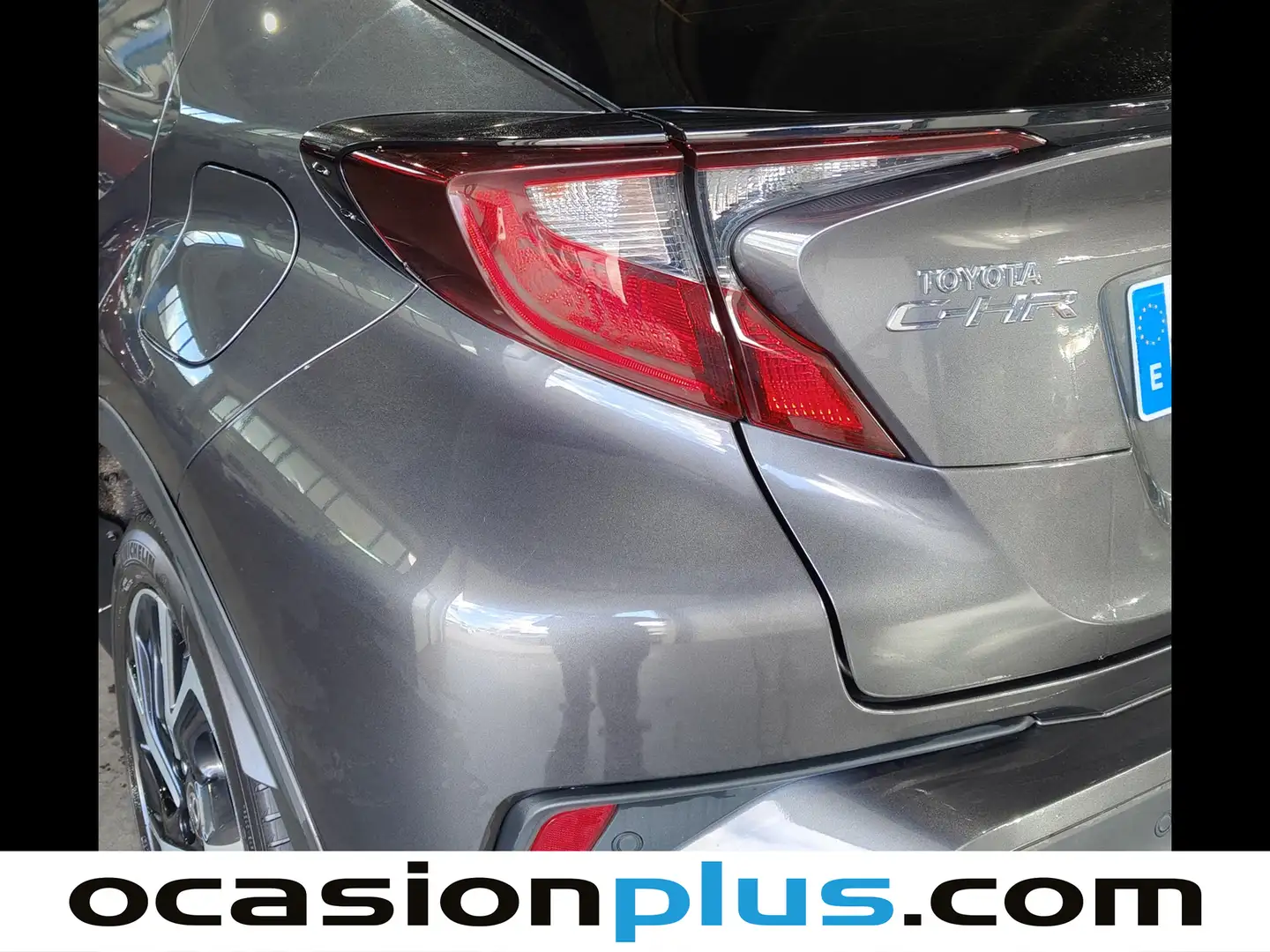 Foto Toyota C-HR Toyota C-HR 1.8 125H Advance (122 CV)