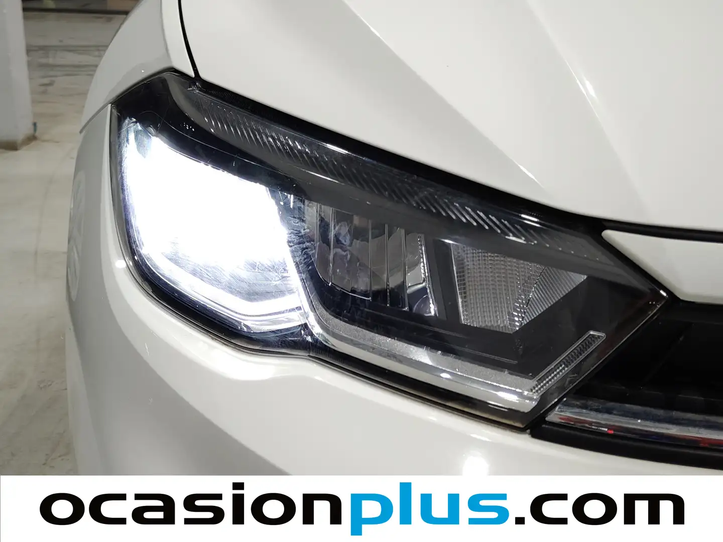 Foto Volkswagen Polo Volkswagen Polo Life 1.0 TSI (95 CV)