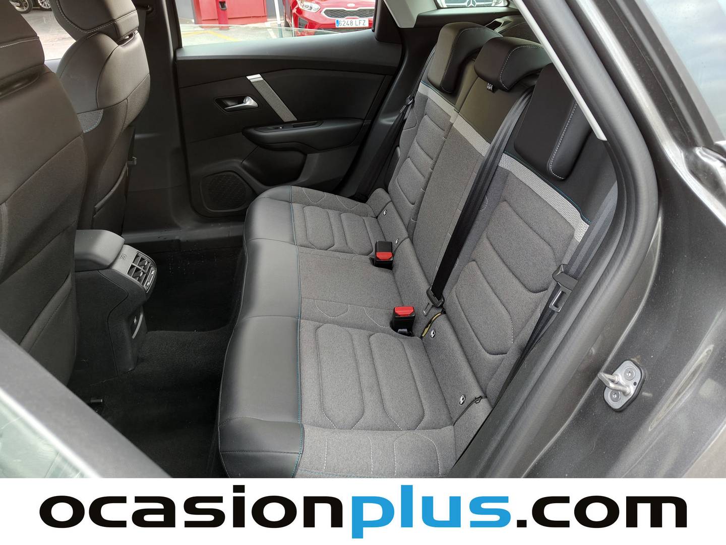 Foto Citroën C4 Citroen C4 Hybrid 136 Plus e-DCS6 (136 CV)