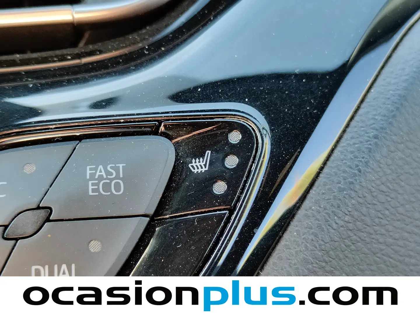 Foto Toyota C-HR Toyota C-HR 1.8 125H Advance (122 CV)