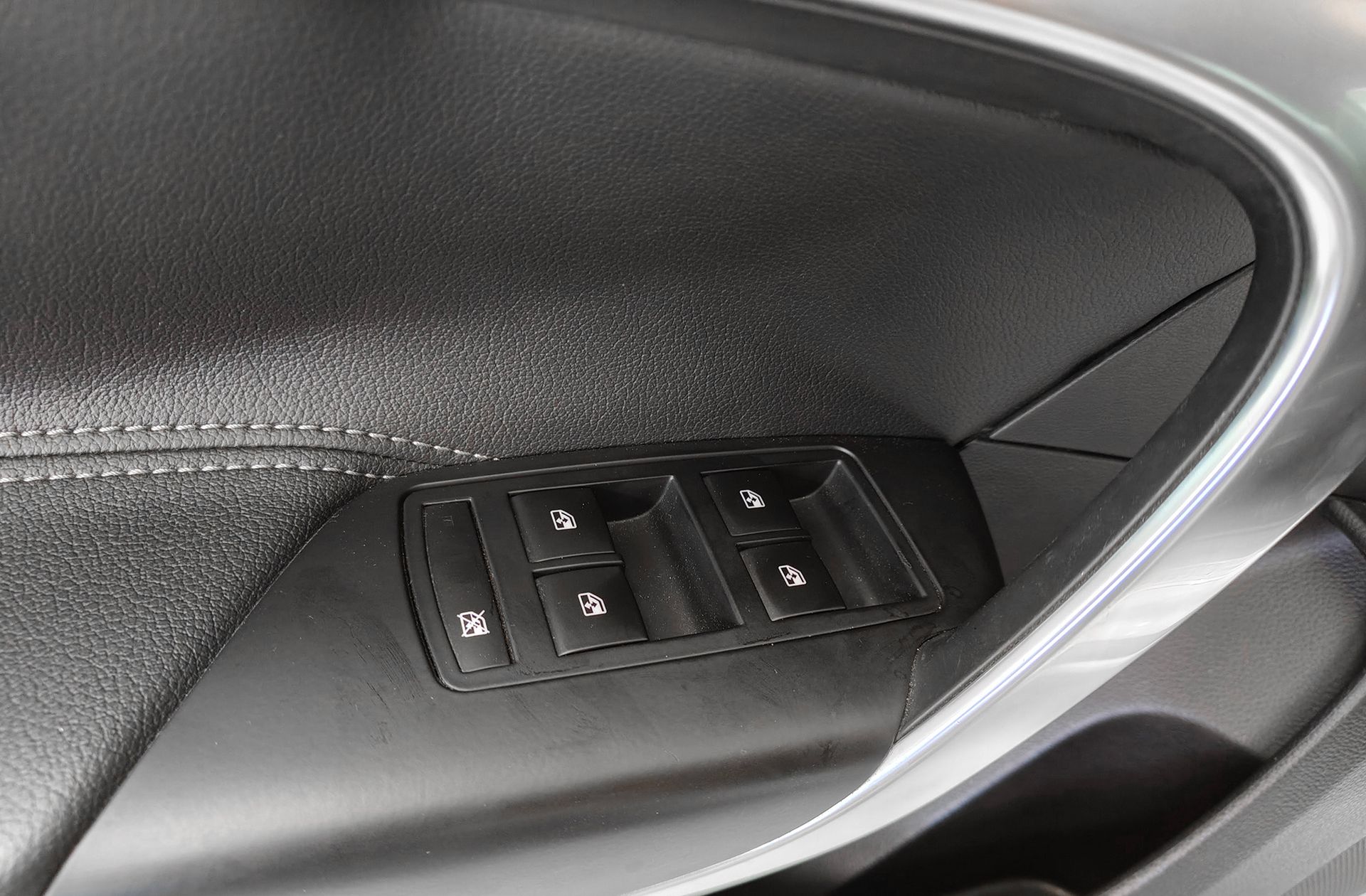 Opel Insignia 1.6 CDTI ecoFlex Excellence - foto 41