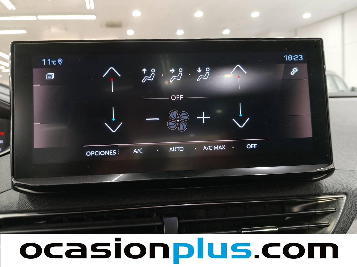 Foto Peugeot 3008 Peugeot 3008 PureTech 130 S&S GT EAT8 (130 CV)