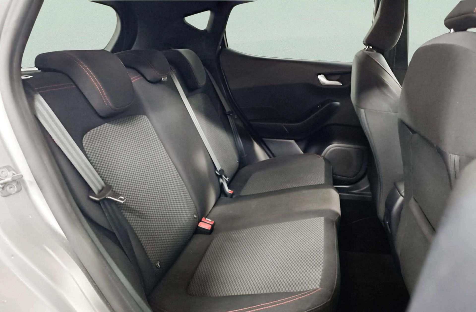 Ford Fiesta 1.0 EcoBoost ST-Line - foto 17