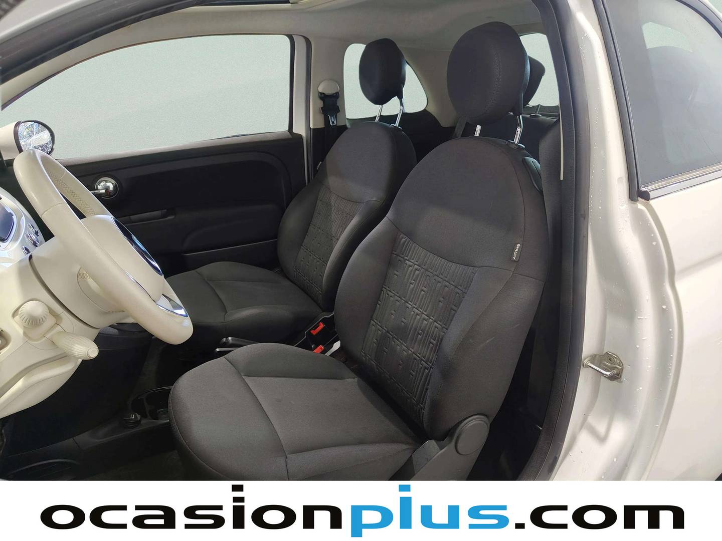 Foto asientos delanteros Fiat 500 Fiat 500 1.0 Hybrid Dolcevita (70 CV)