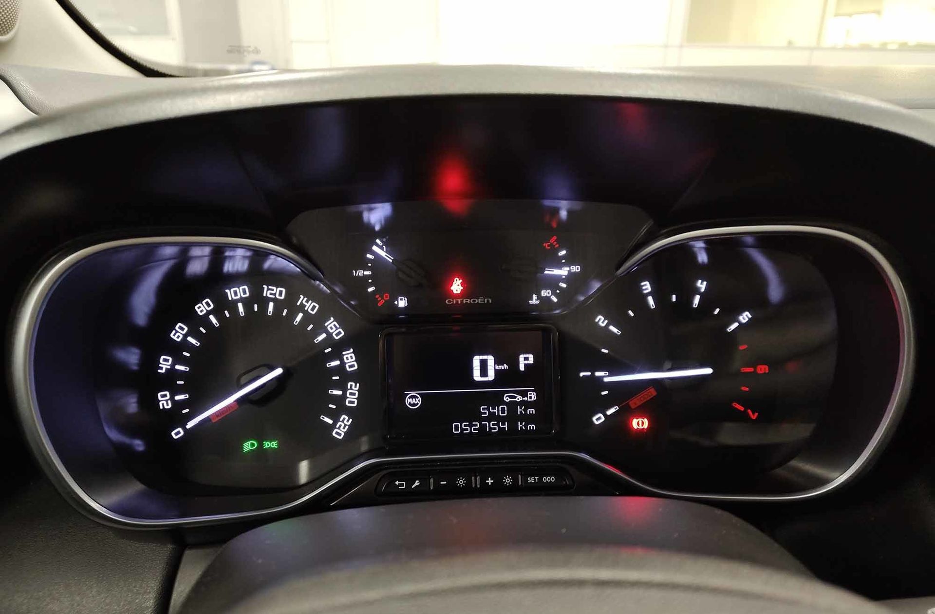 Citroën C3 Aircross PureTech 130 Shine Pack EAT6 - foto 24