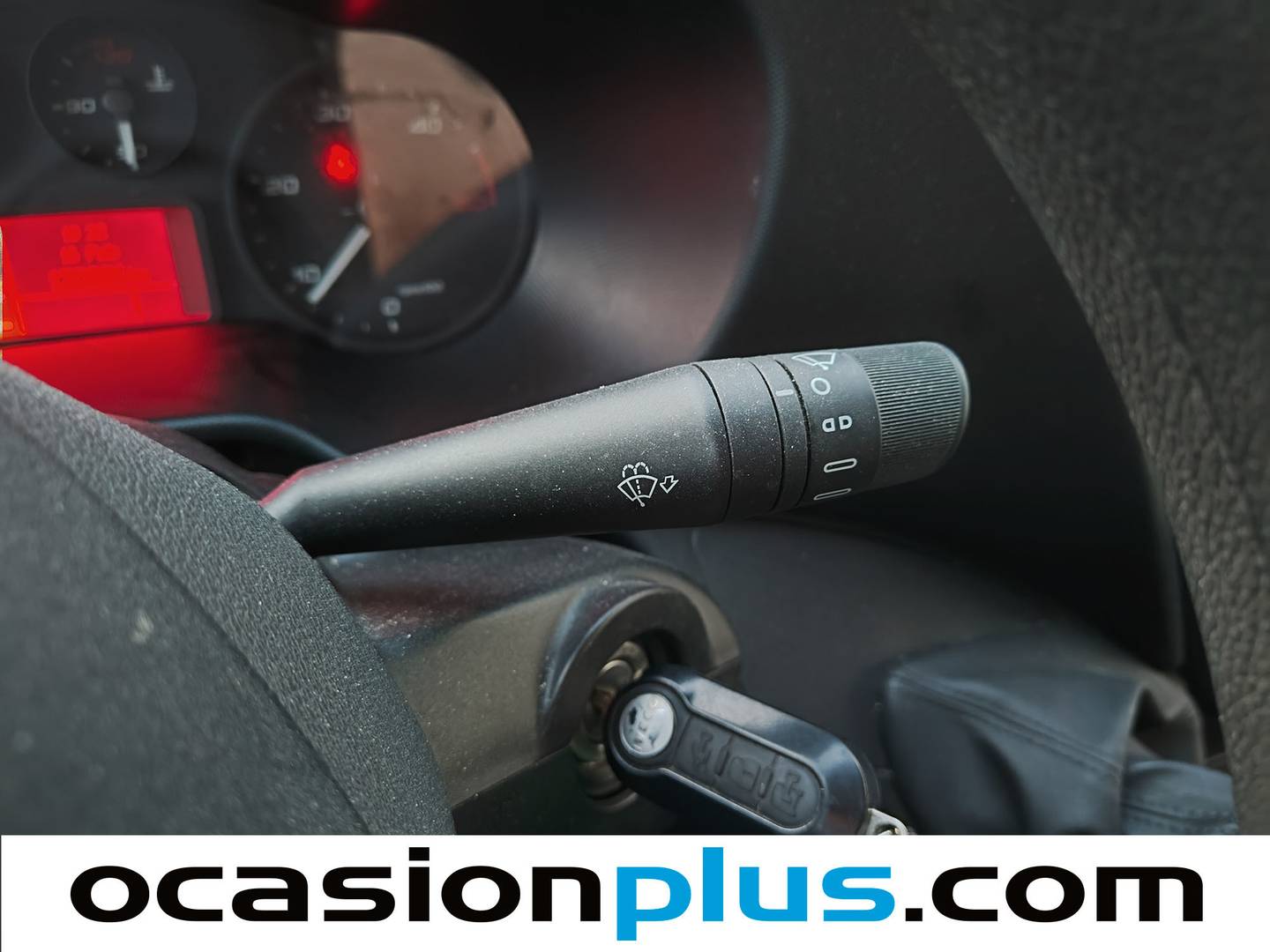 Extras del Iveco Daily Iveco Daily Furgon 35S 16 V 3520L/H2 (156 CV)