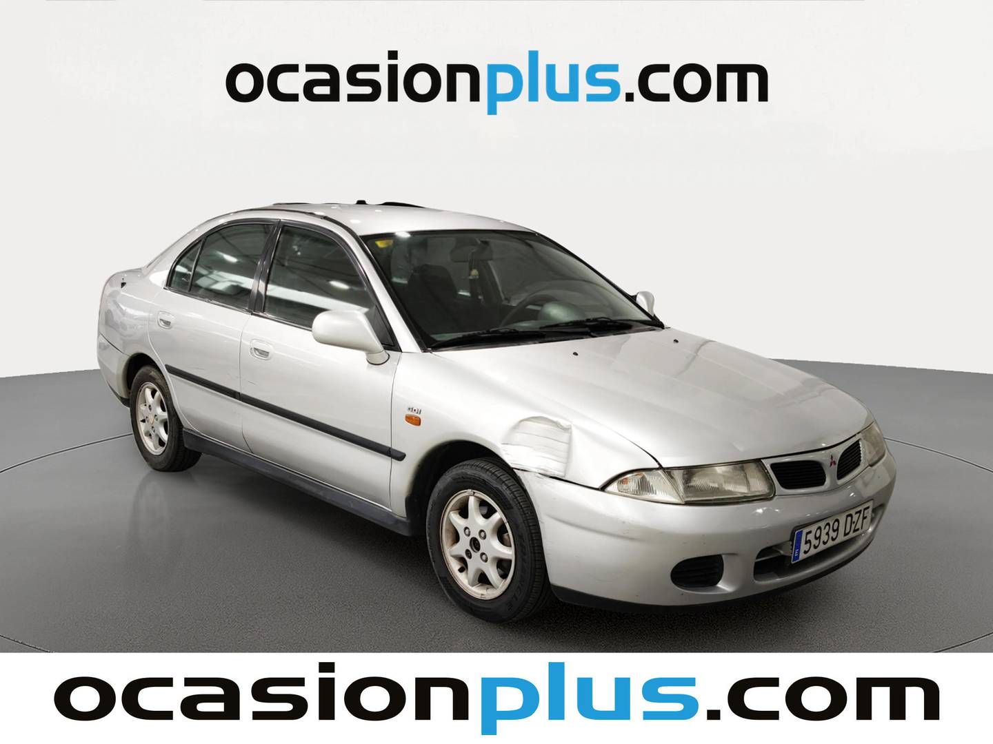 Foto delantera Mitsubishi Carisma Mitsubishi Carisma 1.8 LS GDI (125 CV) derecha