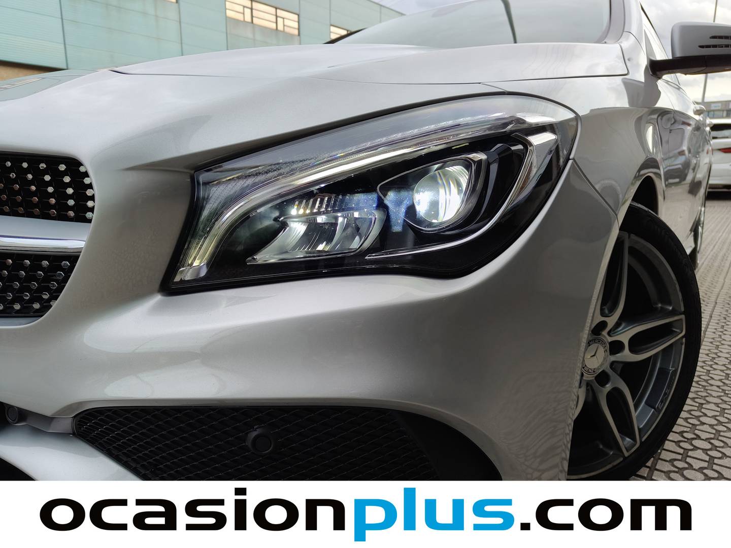 Foto Mercedes CLA Mercedes-Benz CLA Shooting Brake 200 d (136 CV) Pack AMG