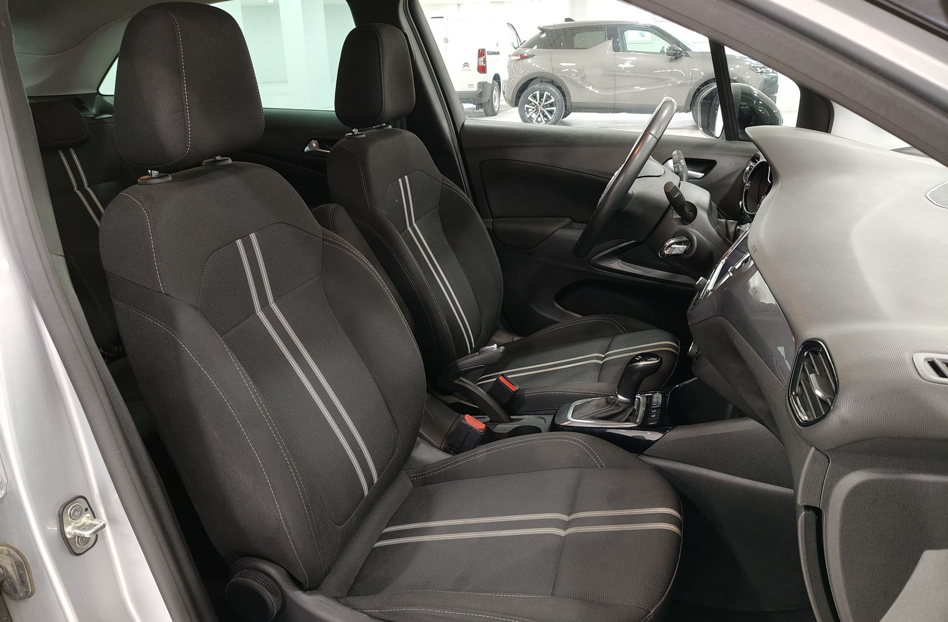 Opel Crossland 1.2 Elegance - foto 21