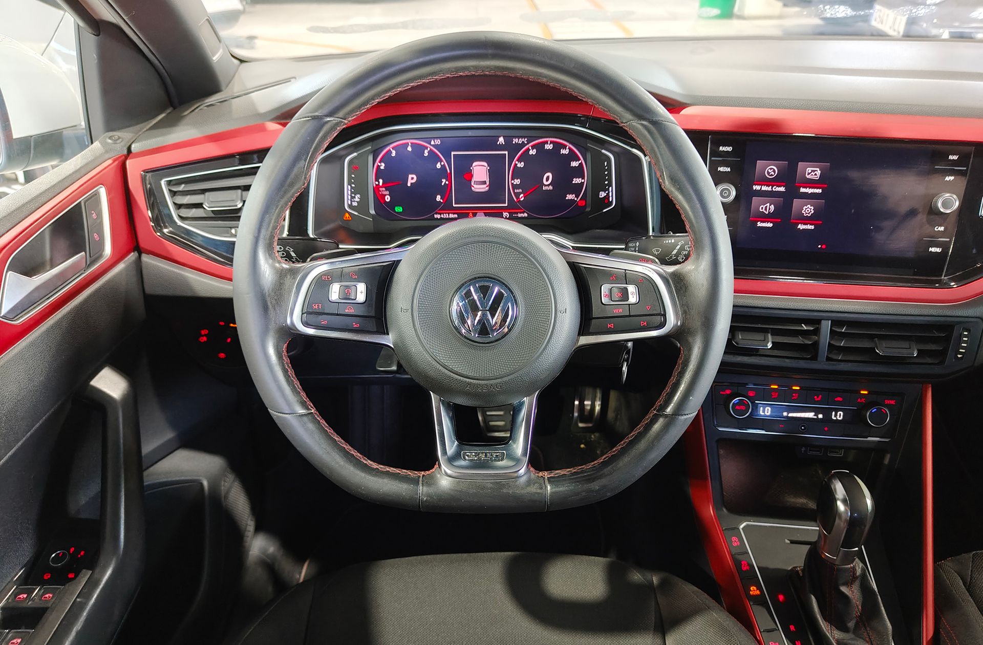 Volkswagen Polo GTI 2.0 TSI DSG - foto 22