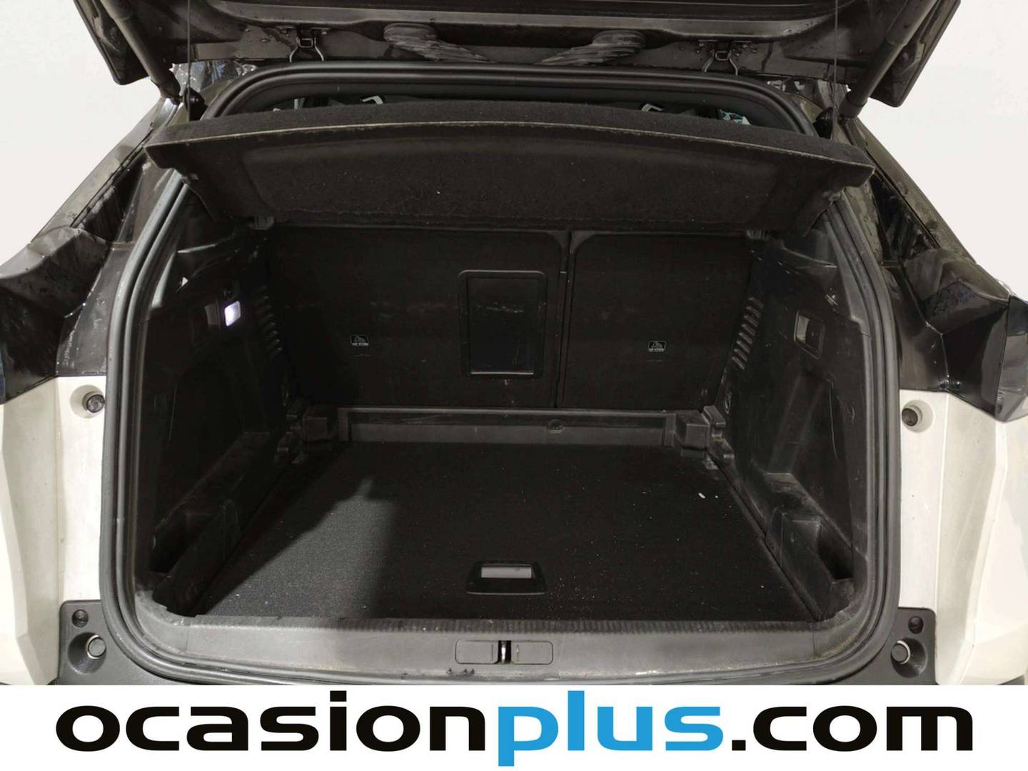 Fotos maletero Peugeot 3008 Peugeot 3008 BlueHDi 180 S&S GT EAT8 (180 CV)