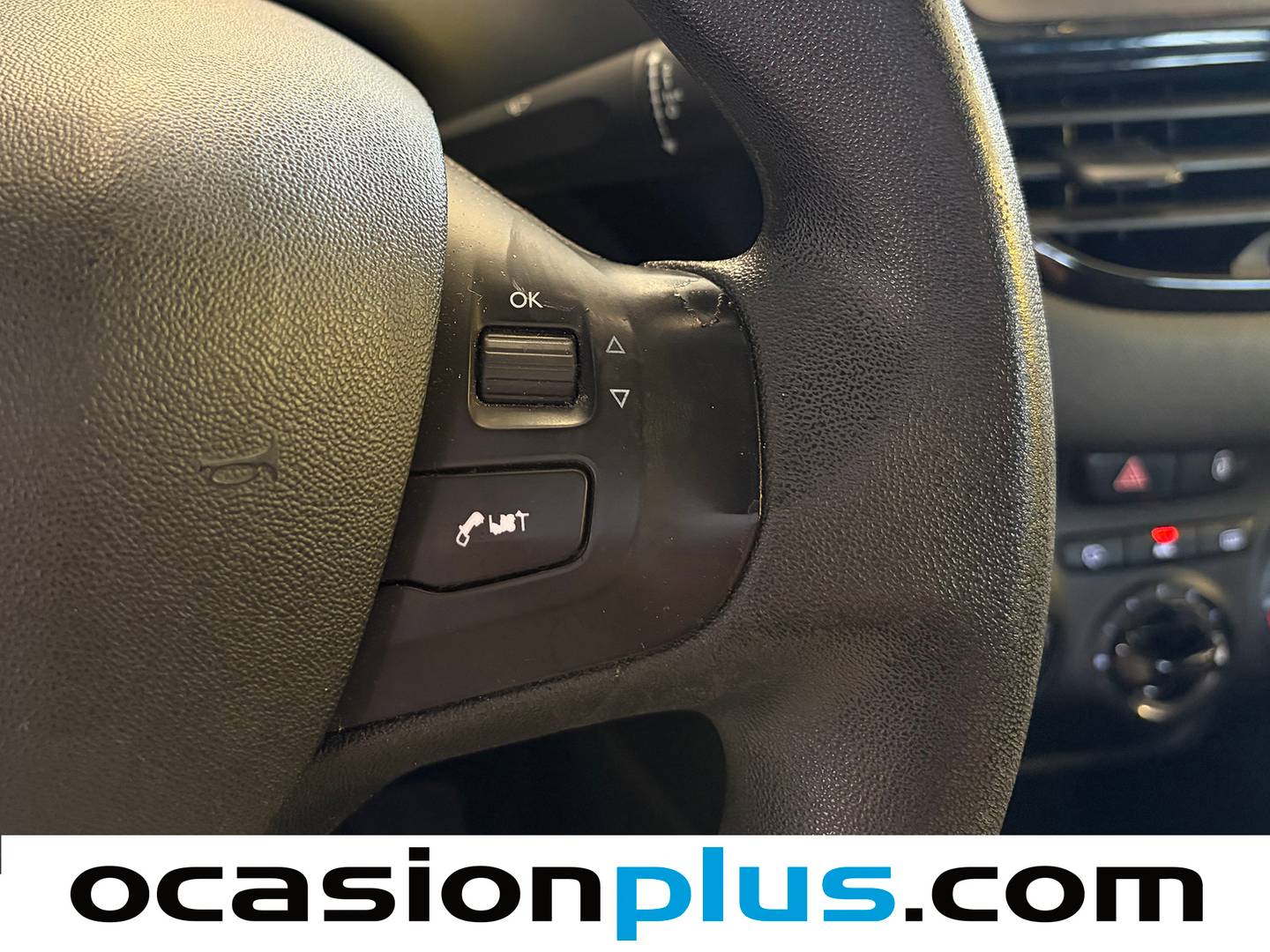 Peugeot 208 Peugeot 208 1.4 HDi Business Line (68 CV) de ocasión