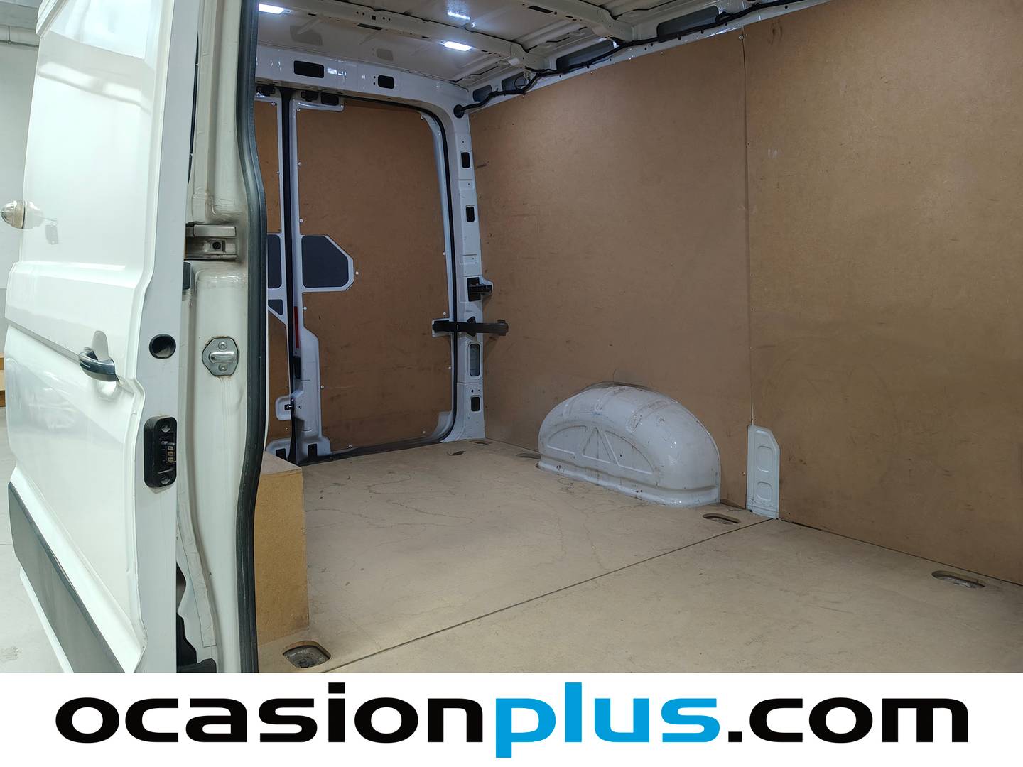 Fotos maletero Volkswagen Crafter Volkswagen Crafter Furgon Batalla Media TN 2.0 TDI L3H2 (102 CV) 3.000