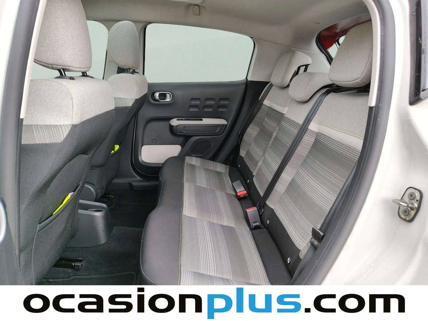 Foto asientos traseros Citroën C3 Citroën C3 BlueHDi 100 S&S Shine (99 CV)