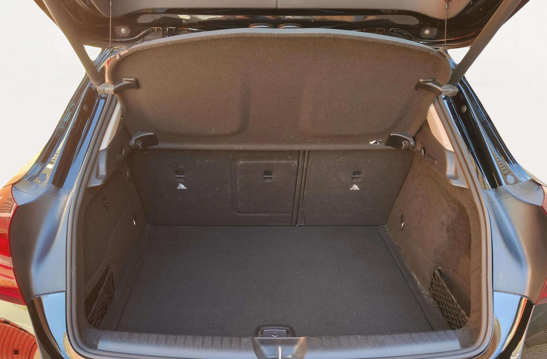Mercedes-Benz GLA 200 - foto 15