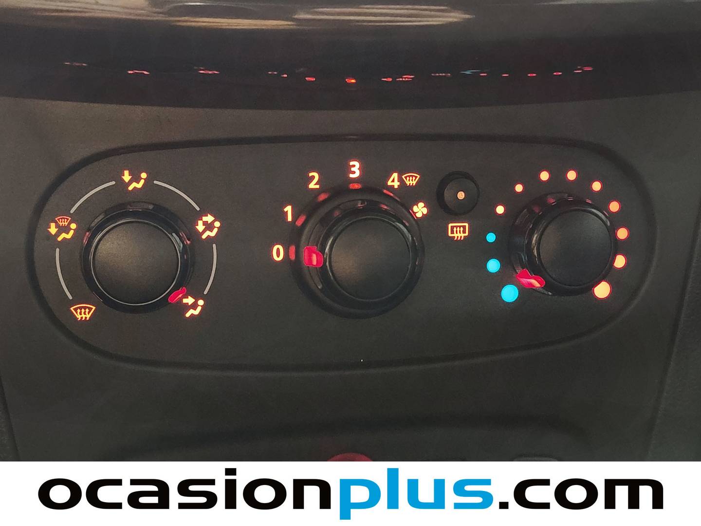 Extras y acabados del Dacia Sandero Dacia Sandero Base 1.0 (73 CV)