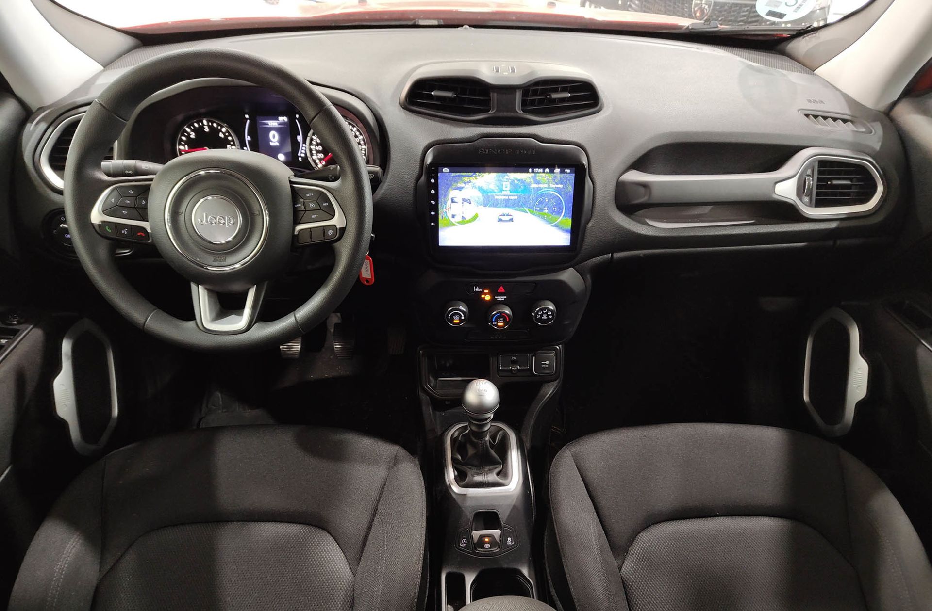 Jeep Renegade 1.6 MultiJet Sport 4x2 - foto 6
