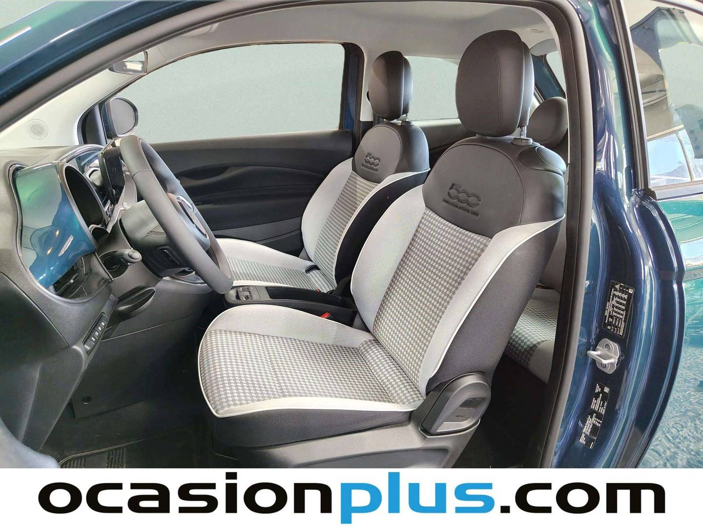 Foto asientos delanteros Fiat 500 Fiat 500 1.0 Hybrid Torino (65 CV)