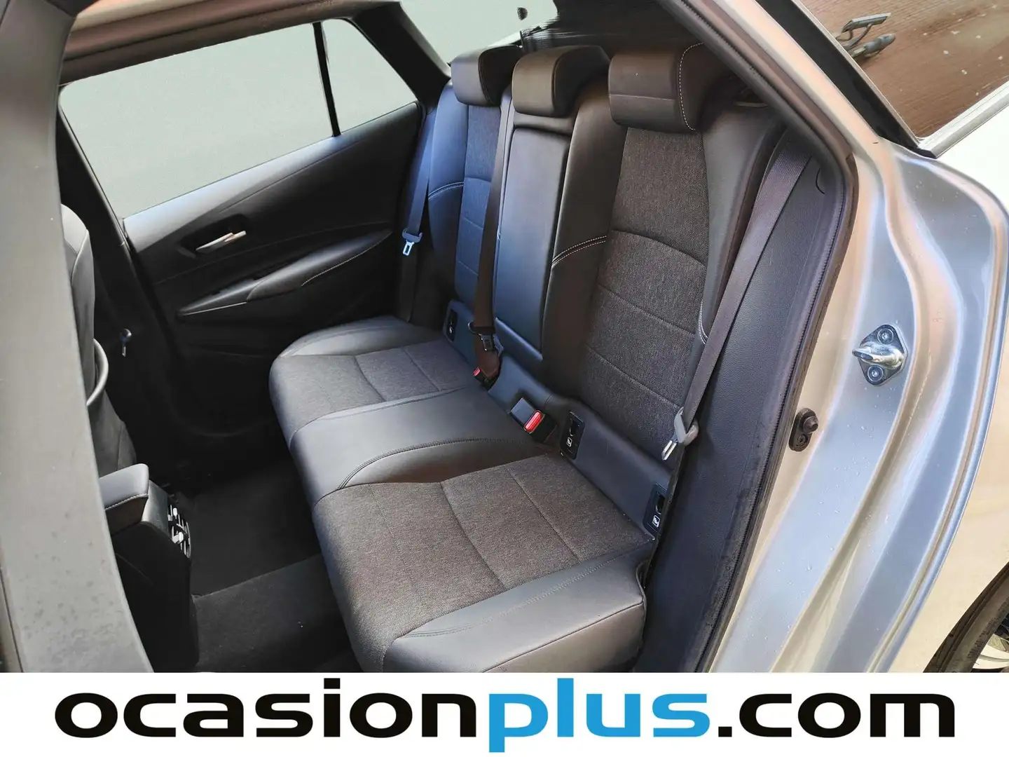 Foto Toyota Corolla Toyota Corolla 180H Style E-CVT (180 CV)