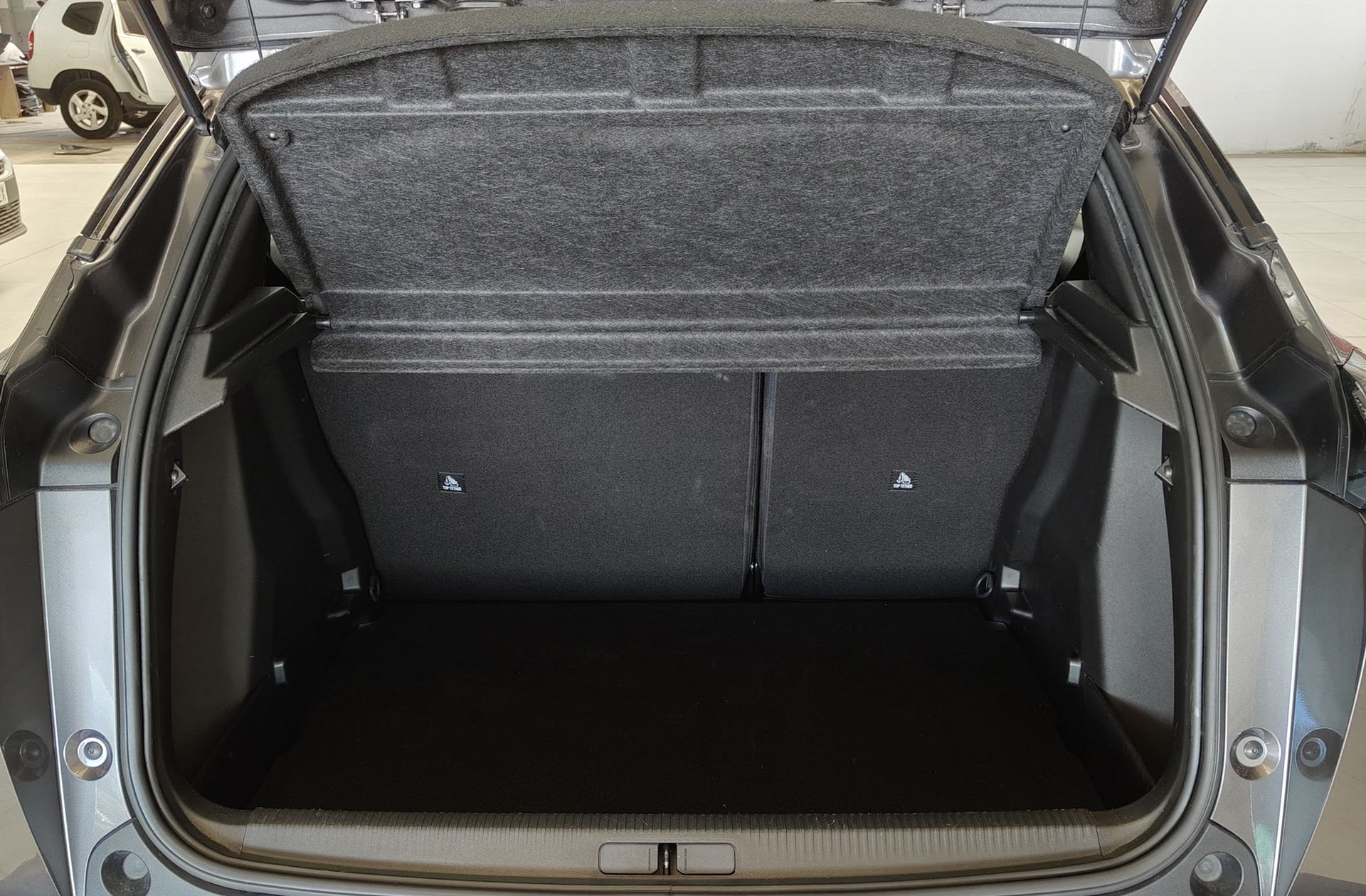 Peugeot 2008 BlueHDi 110 Active Pack - foto 17