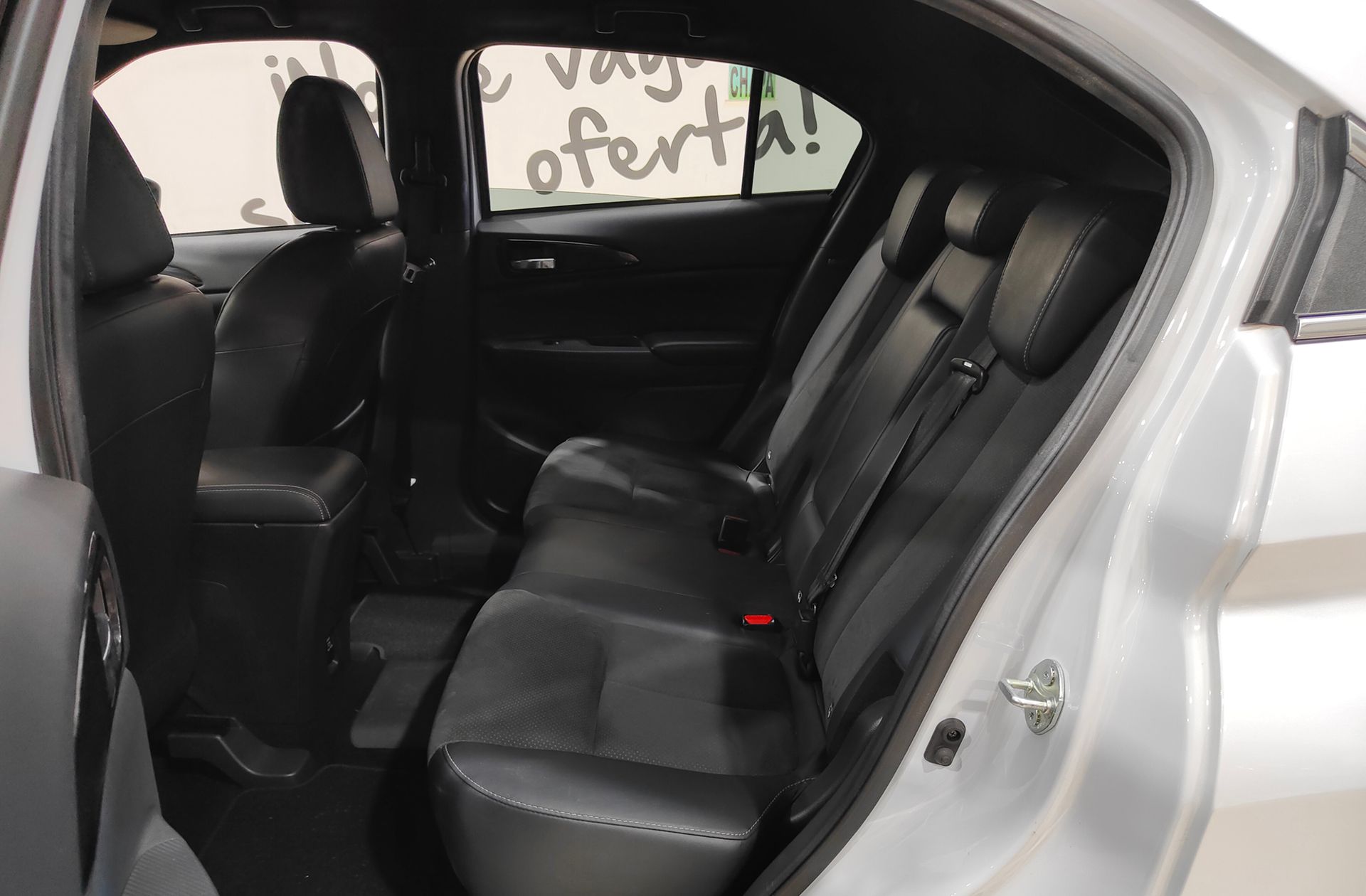 Mitsubishi Eclipse Cross 2.4 PHEV Kaiteki 4WD - foto 11