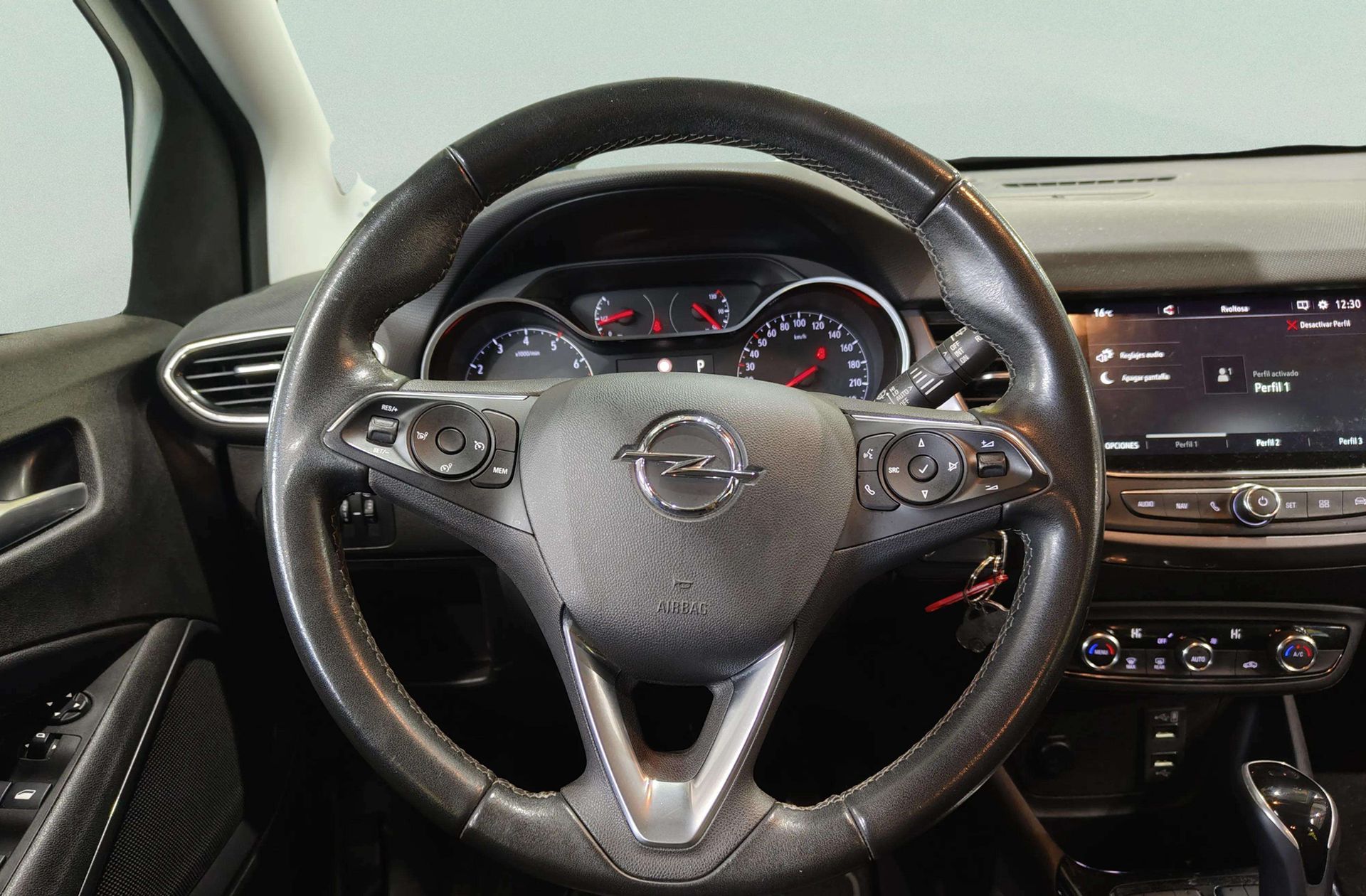Opel Crossland 1.2 Business Elegance - foto 22
