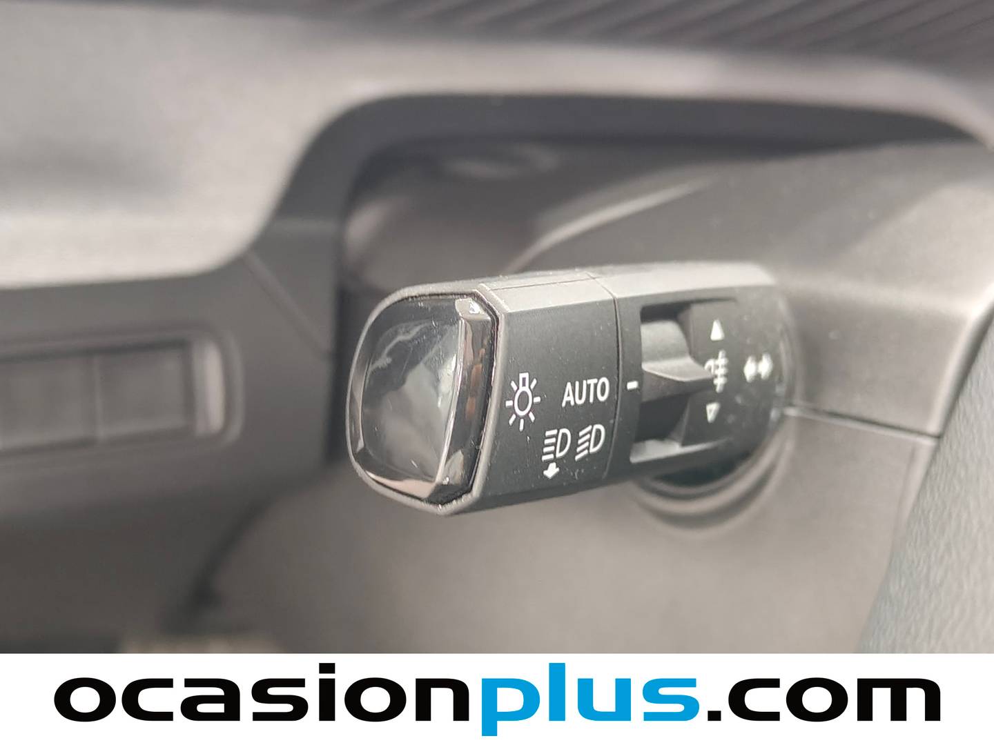 Citroën C3 Aircross Citroën C3 Aircross Hybrid 145 Plus e-DCS6 107 kW (145 CV) de ocasión