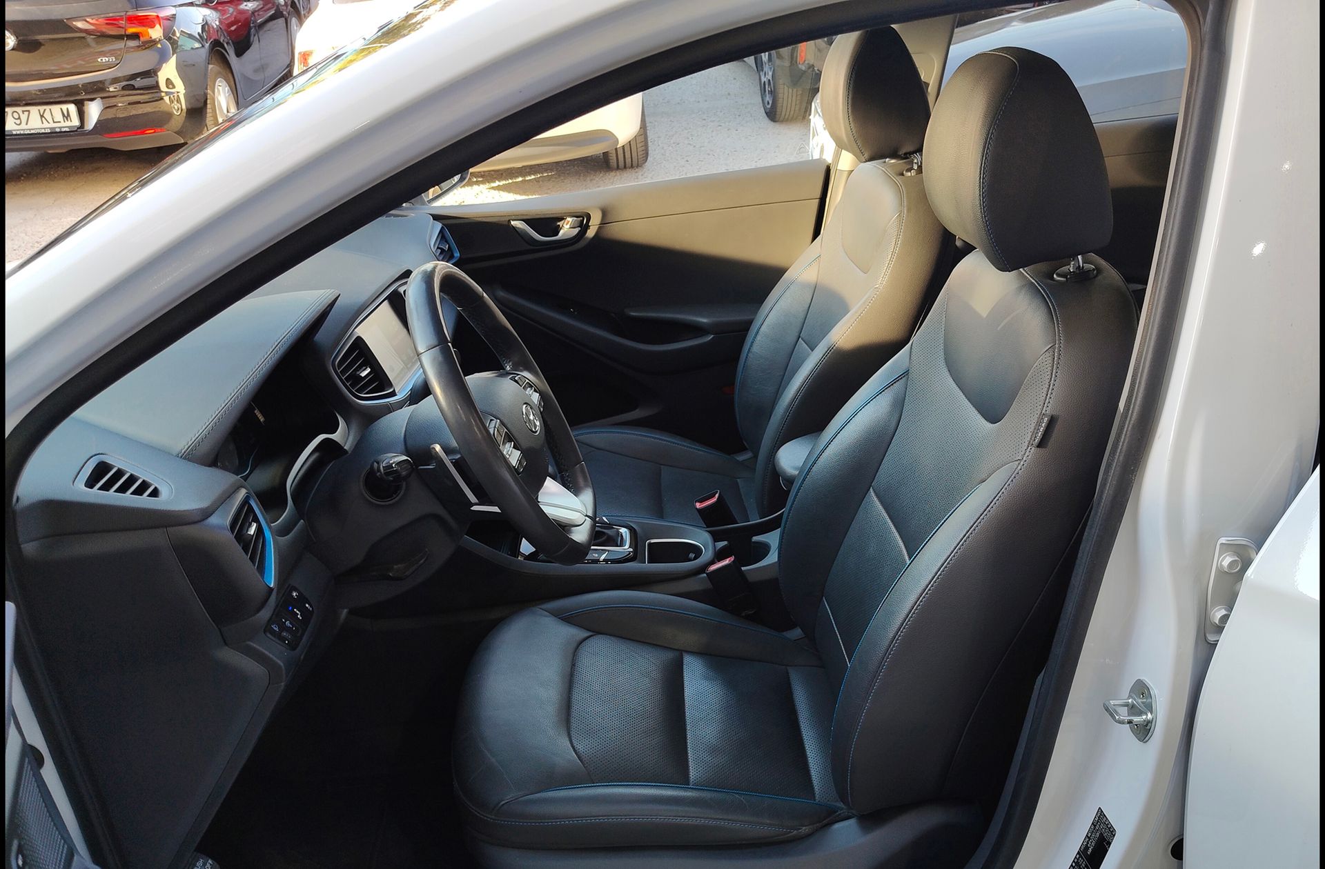 Hyundai Ioniq 1.6 GDI HEV Style - foto 12