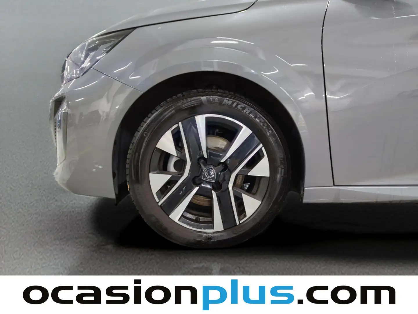 Foto Peugeot 208 Peugeot 208 PureTech 100 Allure (100 CV)