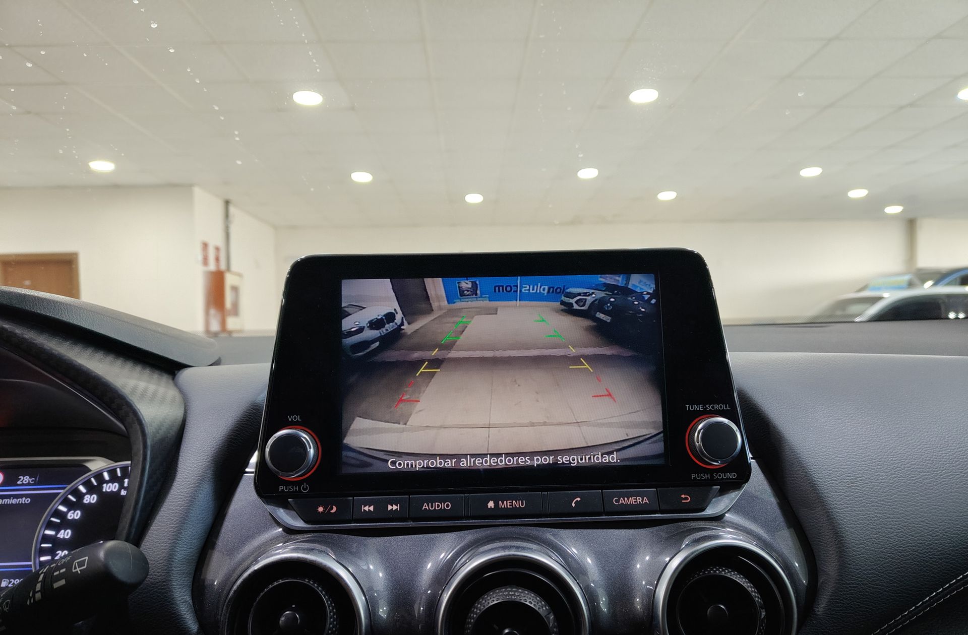 Nissan Juke DIG-T N-Connecta 4x2 DCT - foto 8