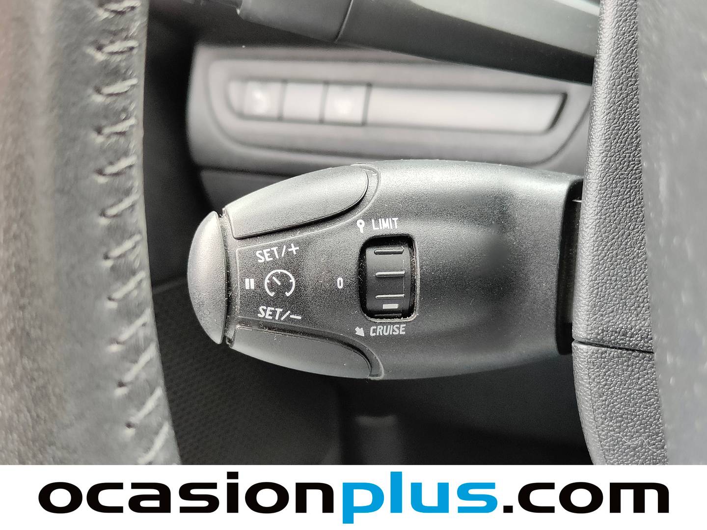 Peugeot 208 Peugeot 208 PureTech Signature (82 CV) seminuevo