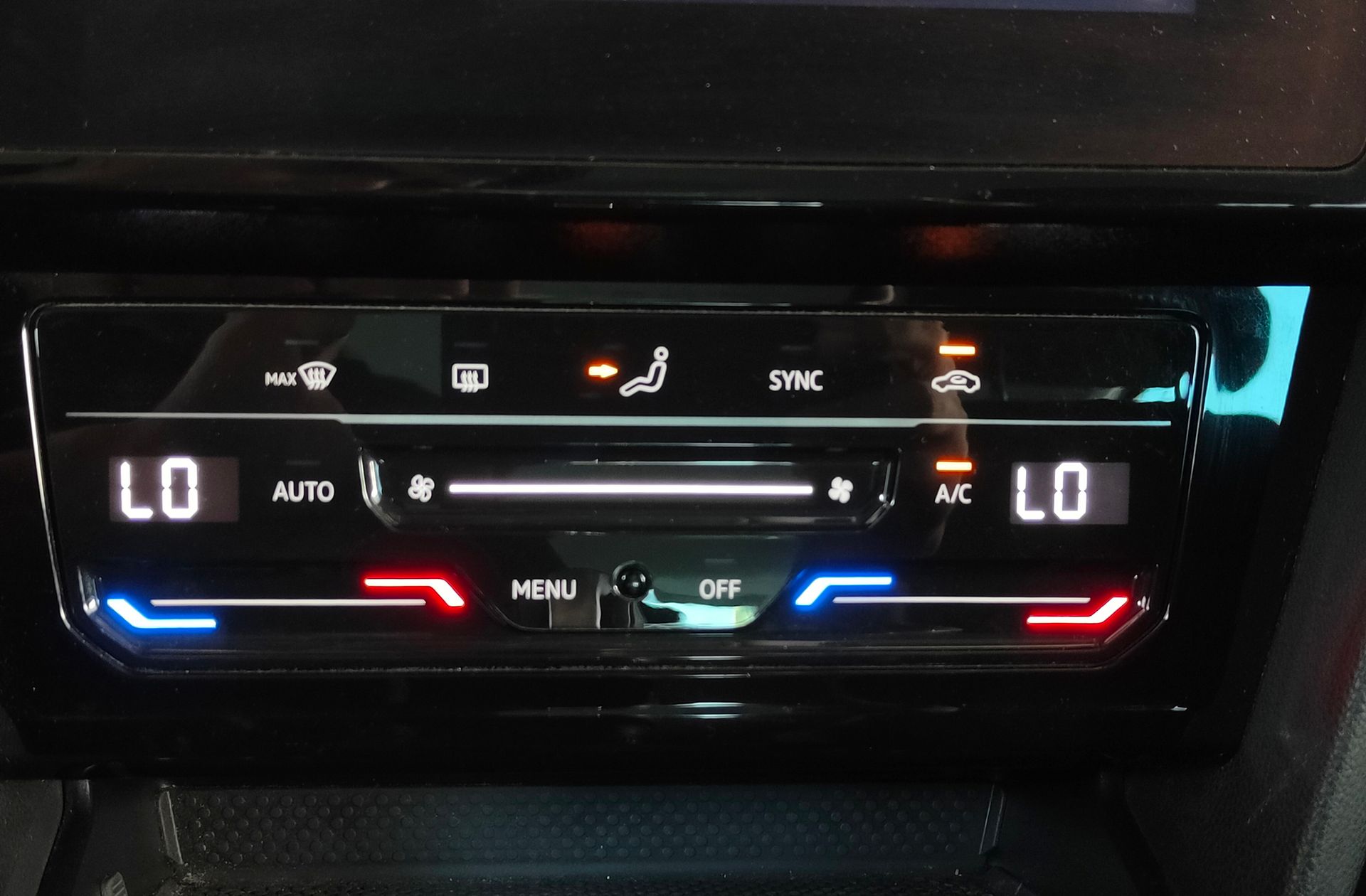 Volkswagen Passat Variant Executive 1.5 TSI DSG - foto 39