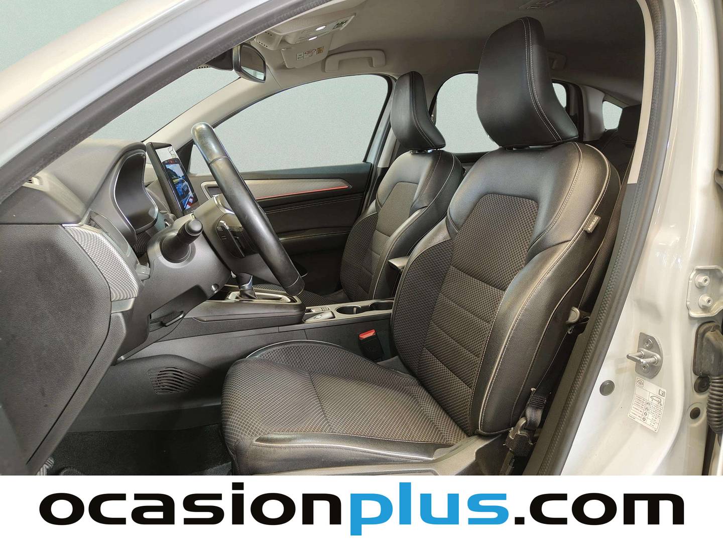 Foto asientos delanteros Renault Arkana Renault Arkana Zen TCe  (140 CV) EDC Microhíbrido