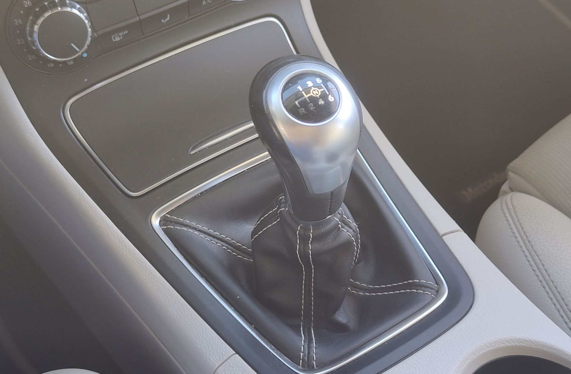 Mercedes-Benz Clase B 200 d - foto 5