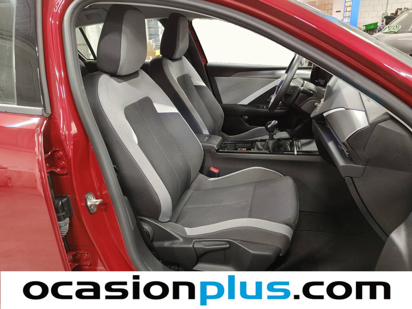 Foto Opel Astra Opel Astra 1.2 Turbo XHT Edition (130 CV)